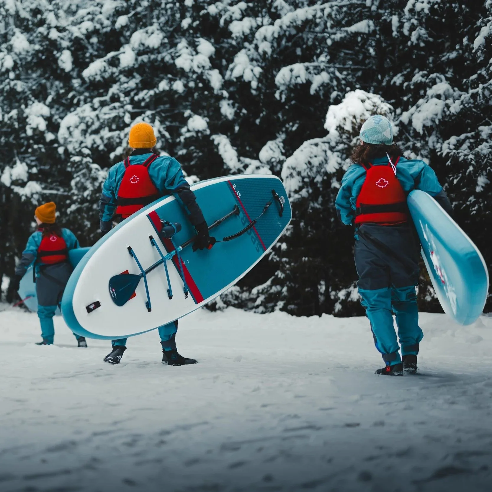 EchappeeBleue_Ripon_planche-a-pagaie_SUP-hivernal_credit+photo-Mehdi+Tadlaoui_2.jpg