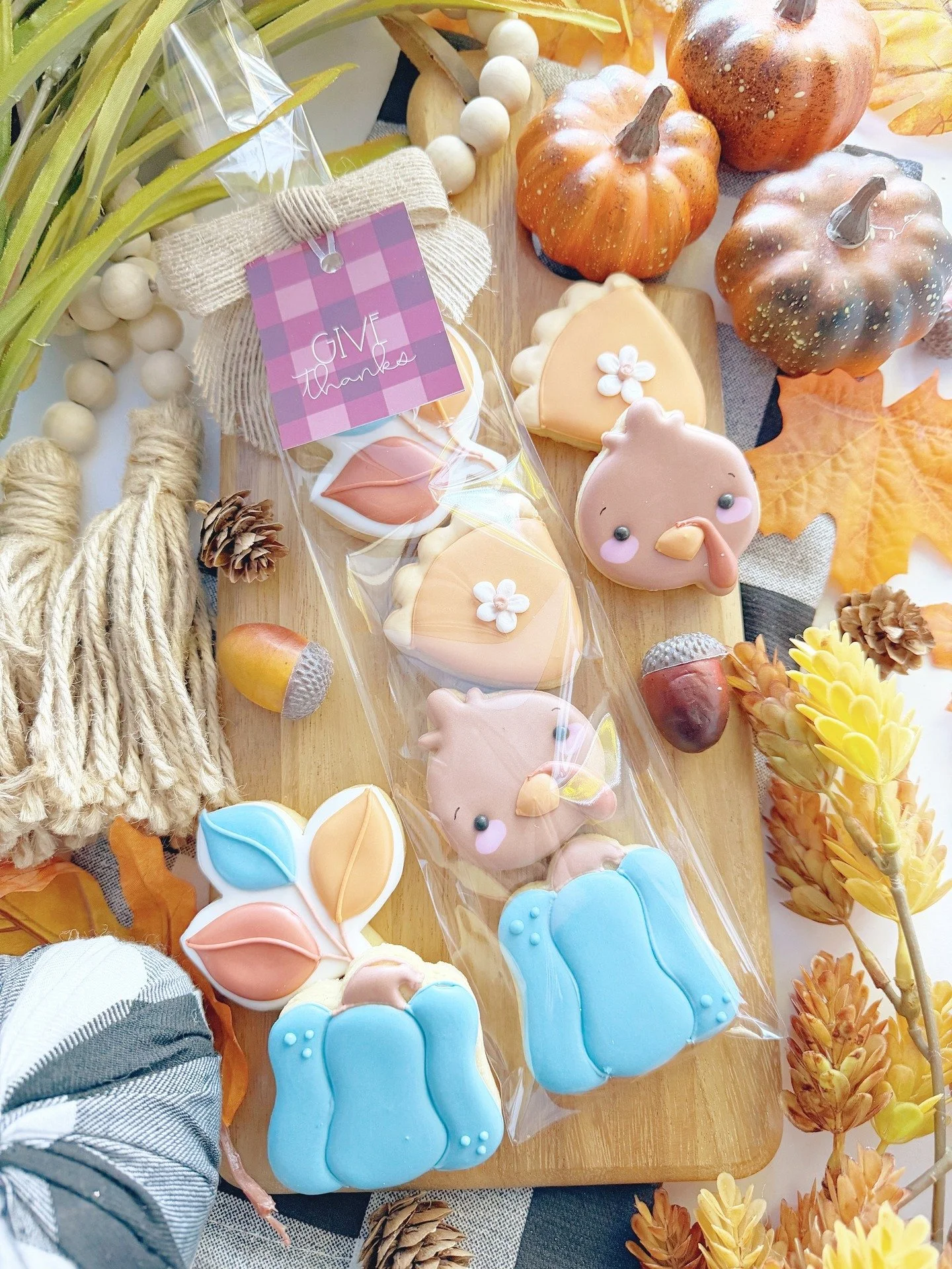 The Thanksgiving + Elf presale is now live! Pickup will be Wednesday November 26th at my home in Huntington Woods. All orders will come with freezing instructions if you want to save your elf for December. Local orders only please! Click the link in 