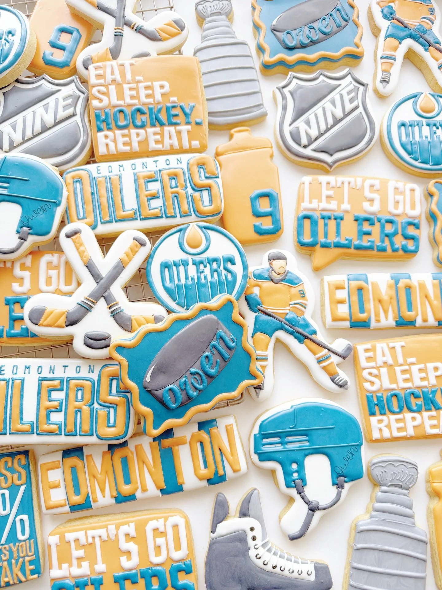 Oilers cookies for the birthday boy! 

#hockey #hockeycookies #edmontonoilers #oilerscookies #oilers