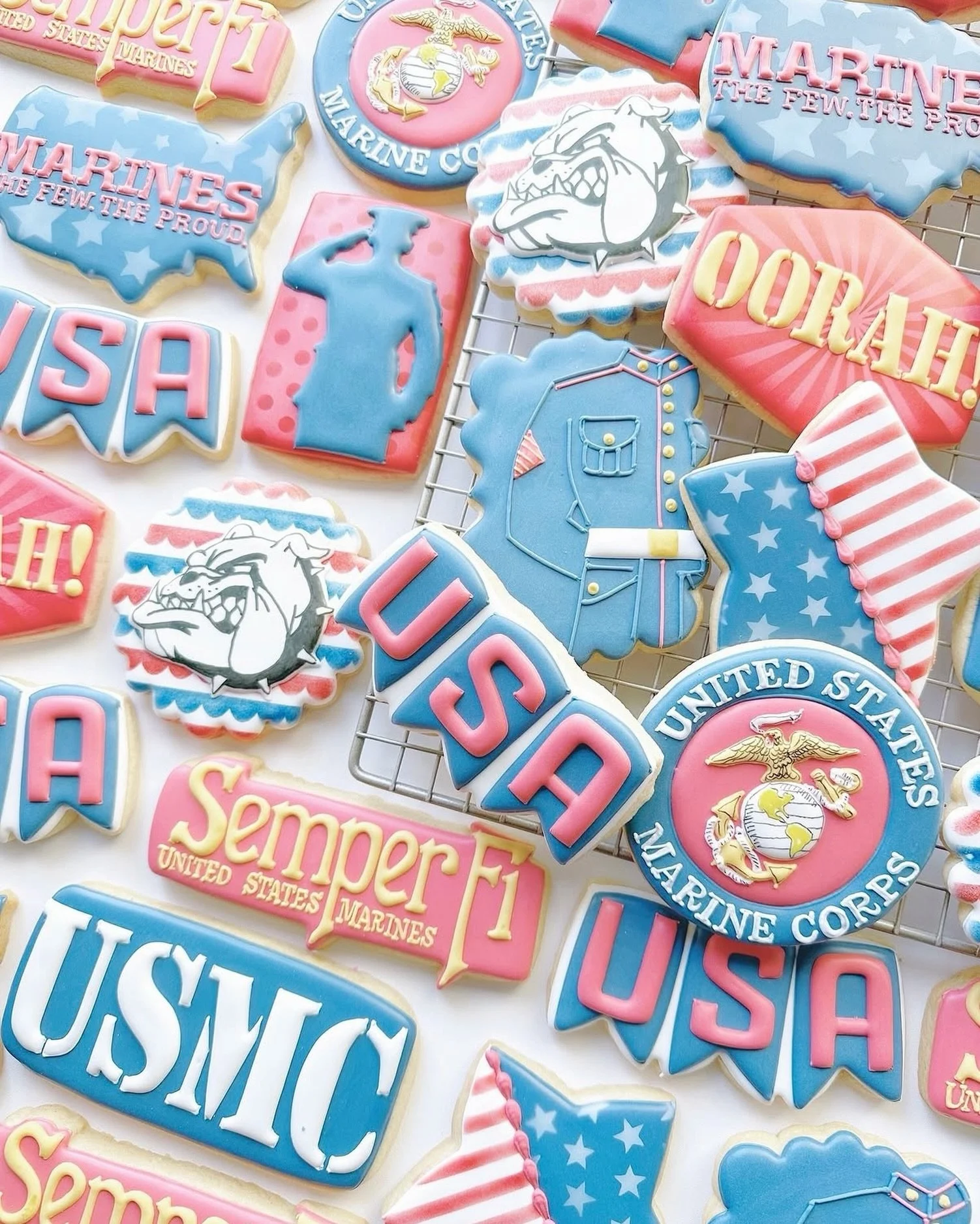Land of the free, because of the brave. Today we honor the men &amp; women who made the ultimate sacrifice in service to our nation. 

#memorialday #memorialdayweekend #marines #marinecorps #cookiesofinstagram