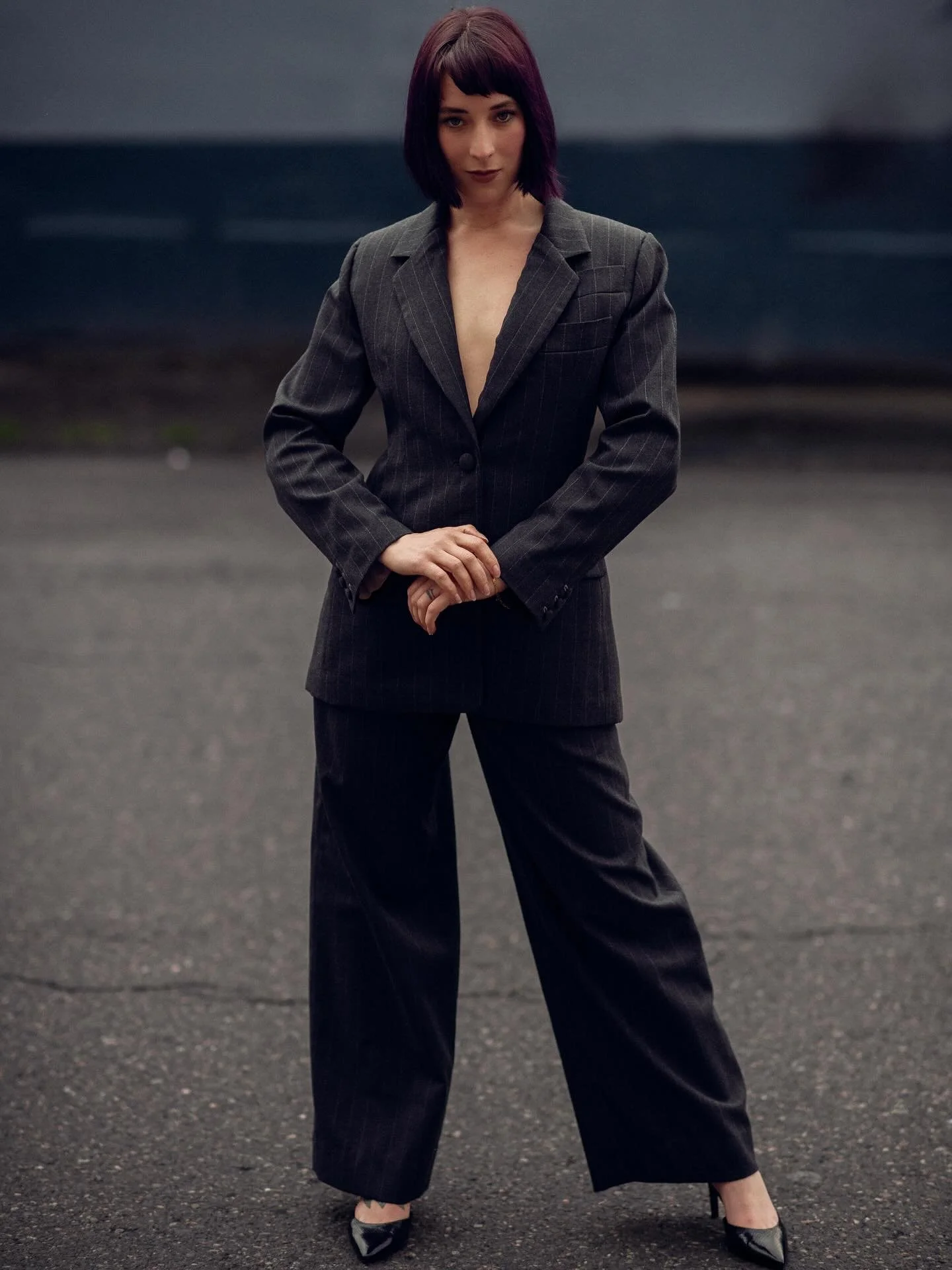 My take on an American interpretation of the 80s drape suite, a graduation presentation to yours truly🍾
I found bespoke tailoring to be one of the most rewarding practices that I learned in the past two years of my apparel design education. 
I am gr