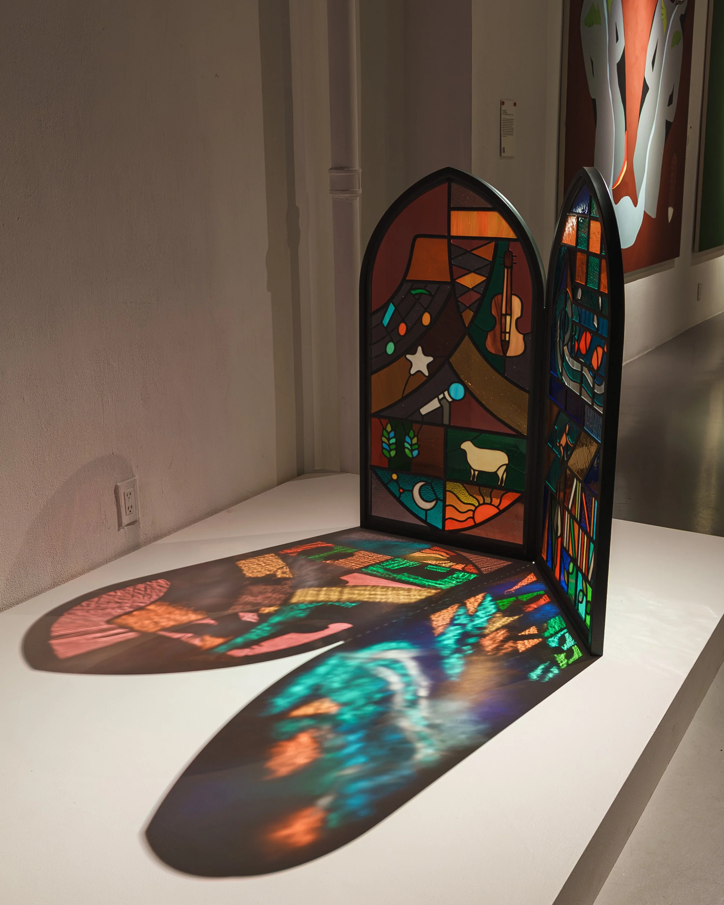 YOUNGHA PARK 
SUENGKUM & YELA, 成金, 禮羅, 2025