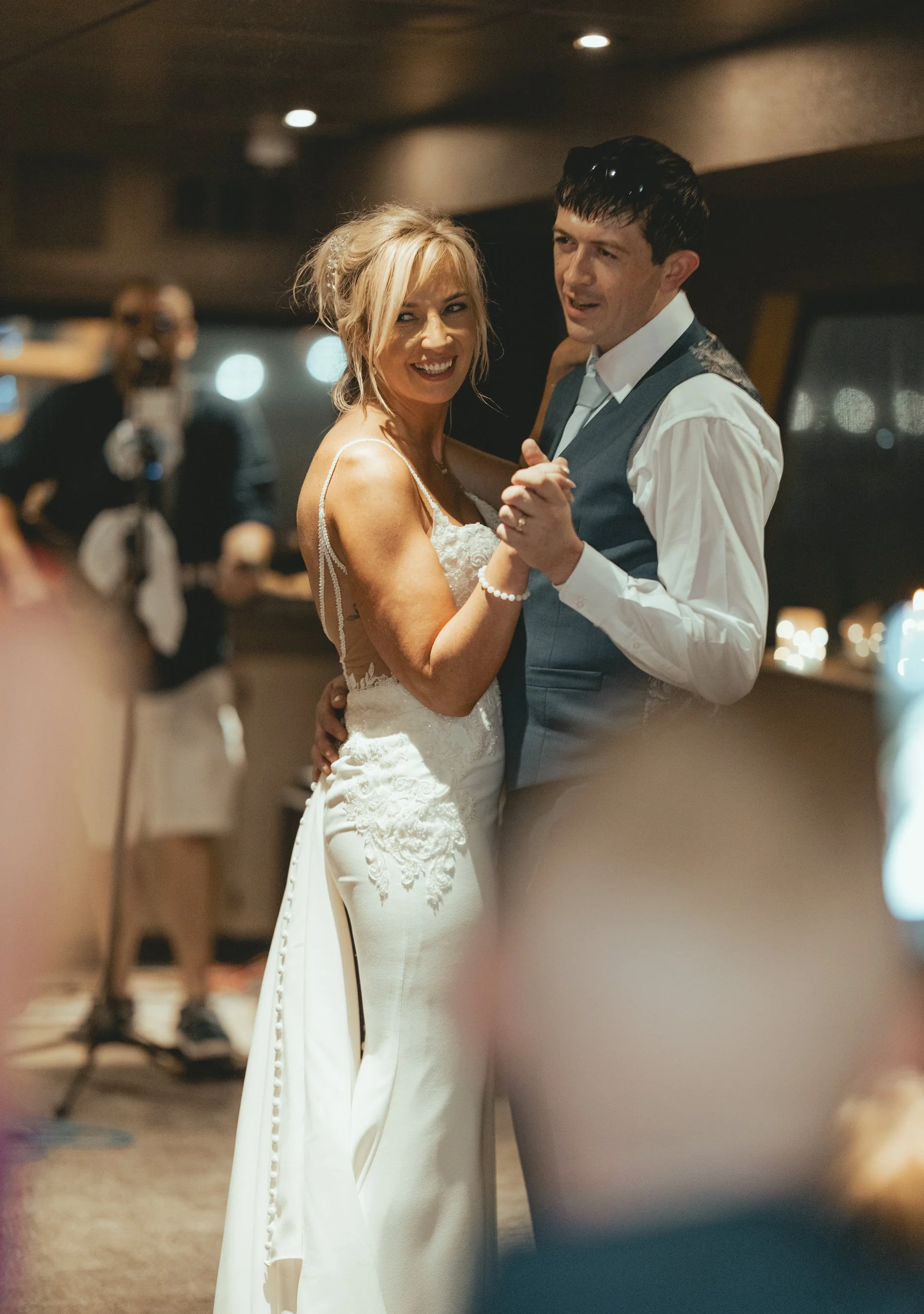 Wedding_Sinead_Adam_Boat_509.jpeg