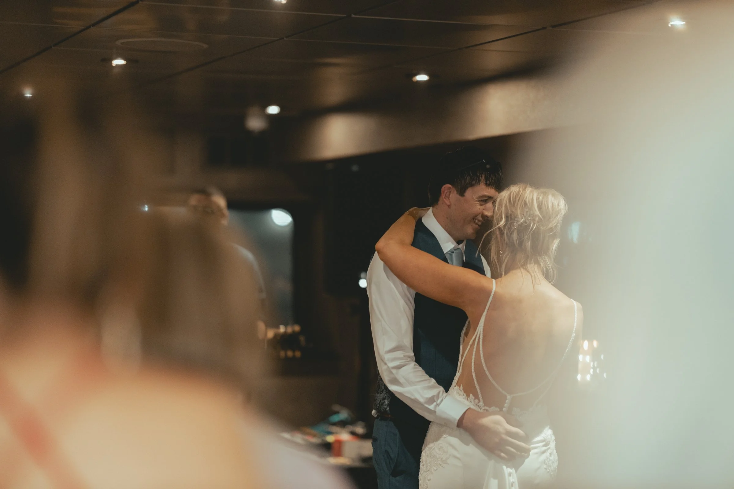 Wedding_Sinead_Adam_Boat_507.jpeg