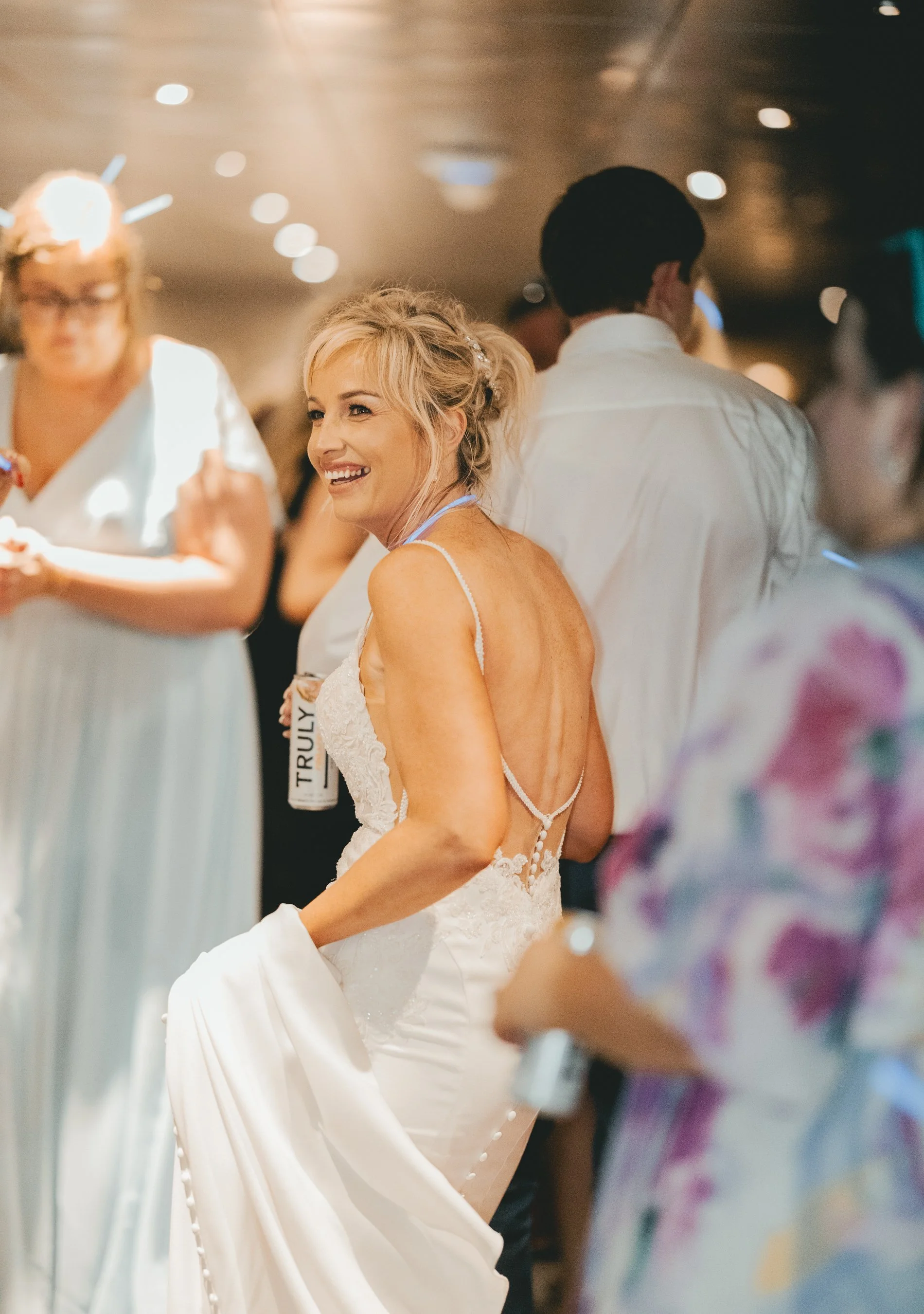 Wedding_Sinead_Adam_Boat_634.jpeg