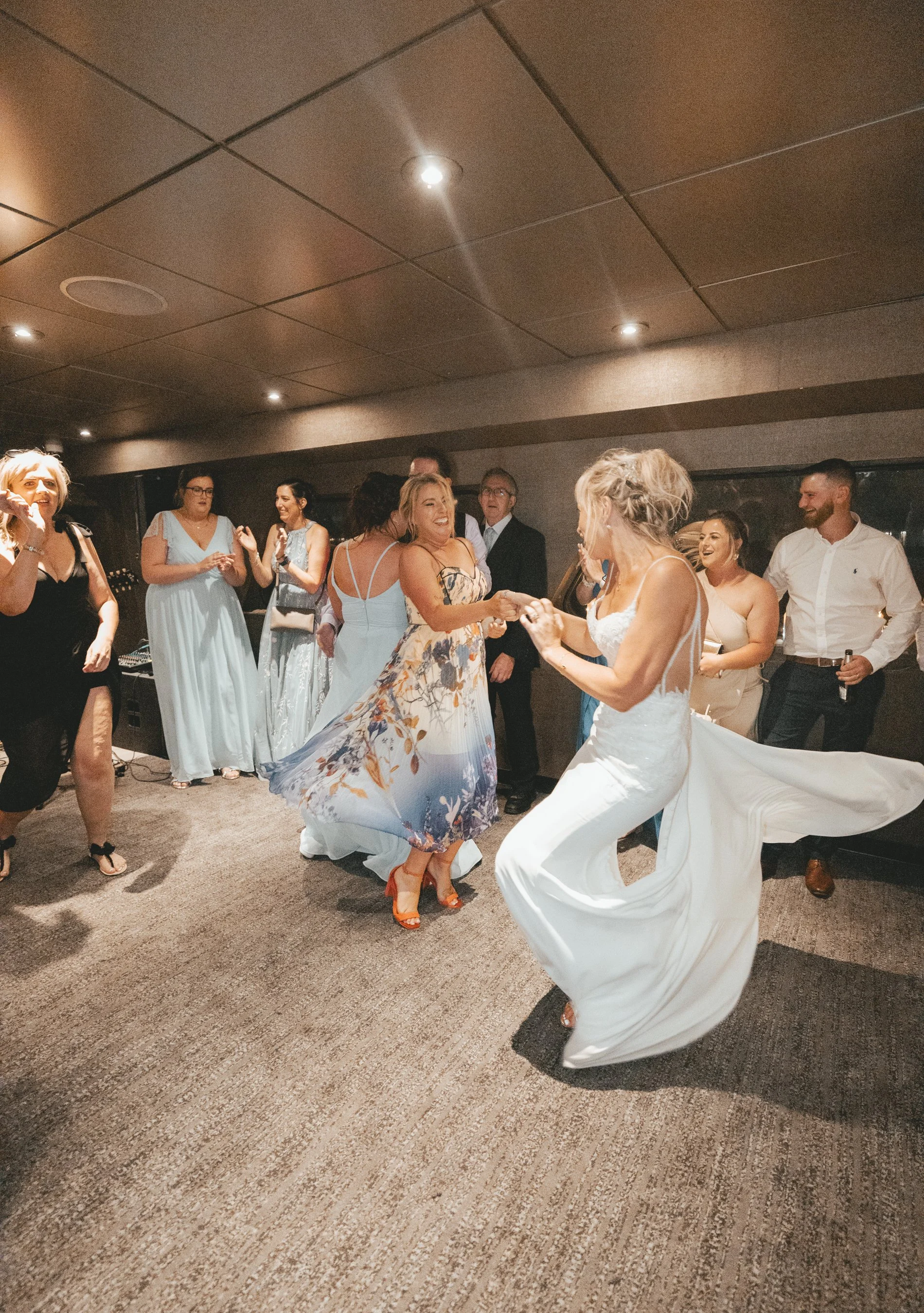 Wedding_Sinead_Adam_Boat_547.jpeg