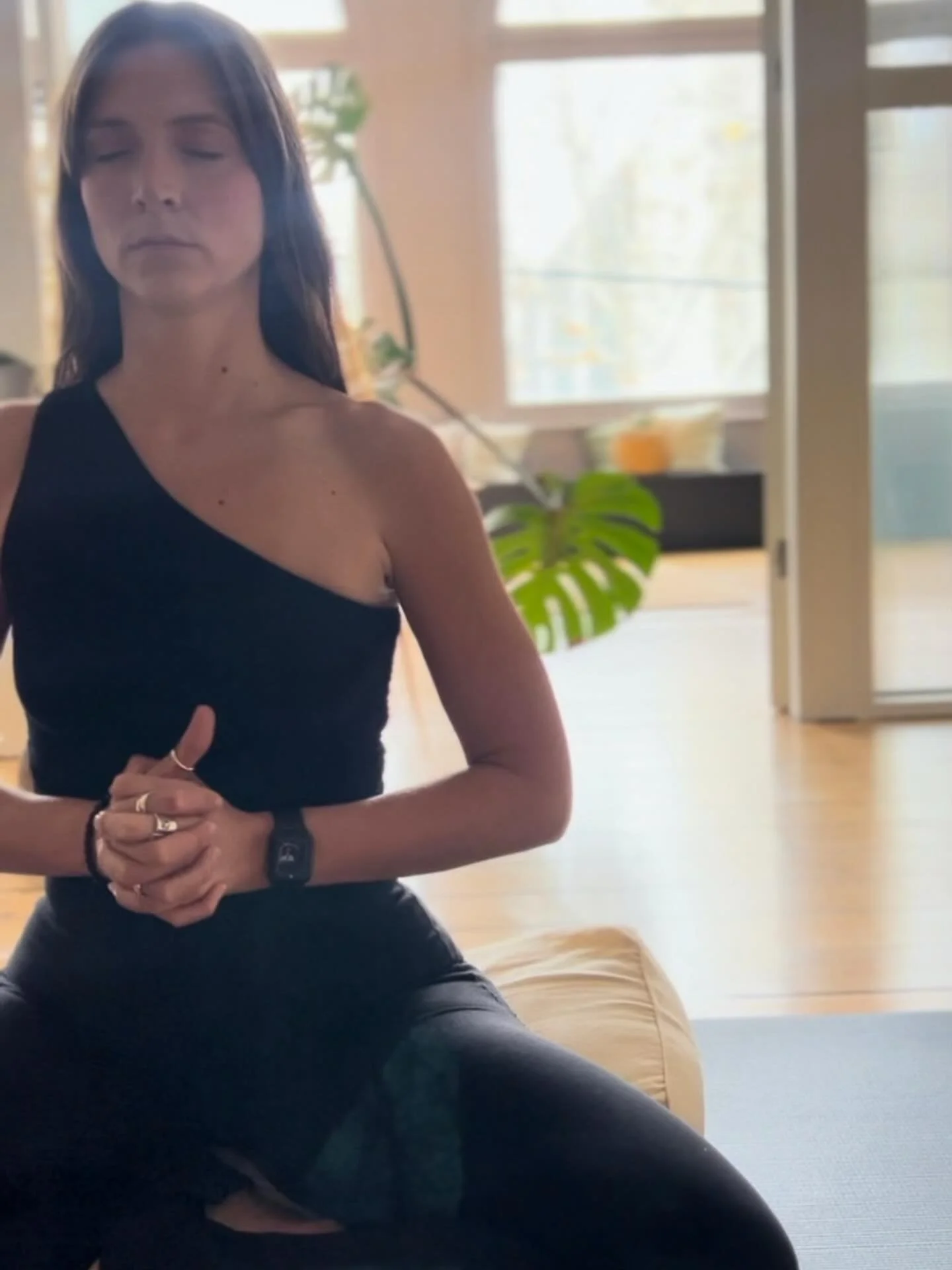 Our beautiful @madelinelaura.movement is back from India and teaching her regular classes this week-
Monday 9.30am Slow Flow @ Richmond
Wednesday 9.30am Slow Flow @ Northcote

We missed you Mads 🫶🏼🤍