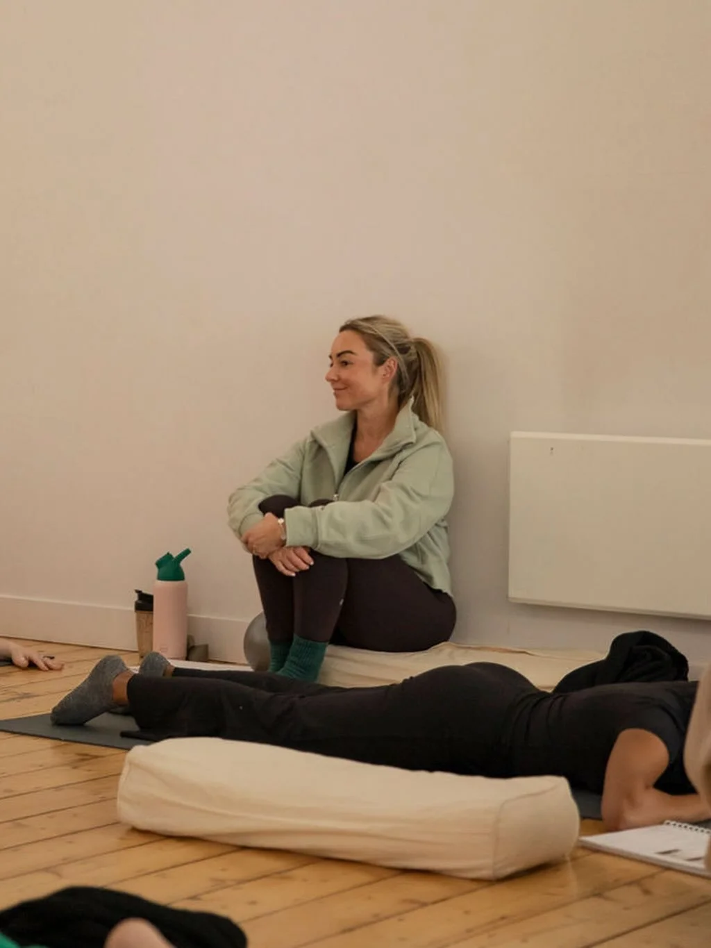 Happiest of Happy Birthdays to our number 1 studio manager, teacher trainer, friend &amp; Barre Queen Siobhan @barre.collective 🎉 Our FG Fam know her, love her and can&rsquo;t get  enough of her classes. Wishing you the most special day today for th