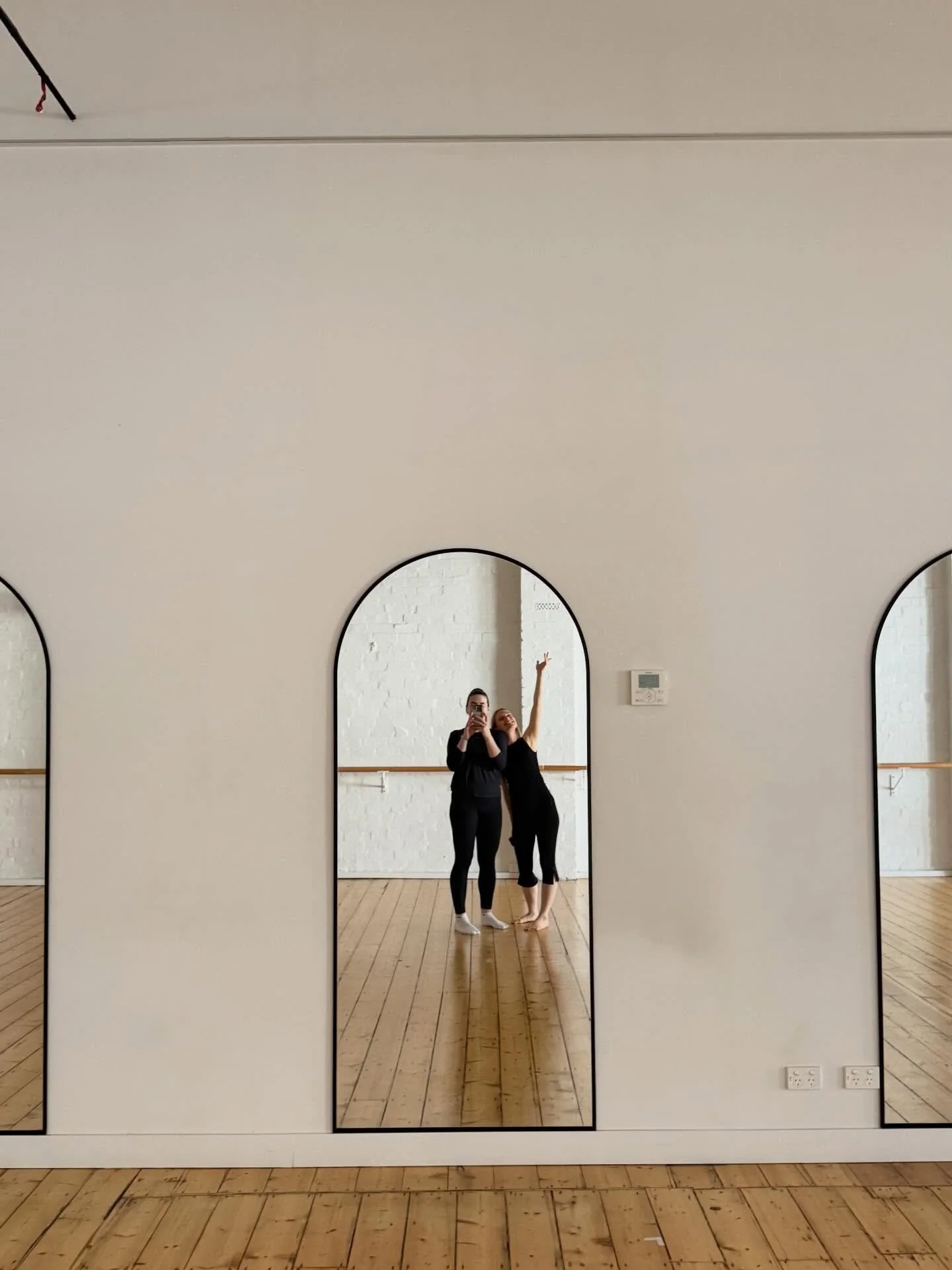 Members! Remember you can bring a friend for free to a class at our Richmond studio each month. Email us Monday-Friday to book your friend in with at least 3 days notice 👯

📷 cuties @allegramazzella &amp; @_laura_soltys