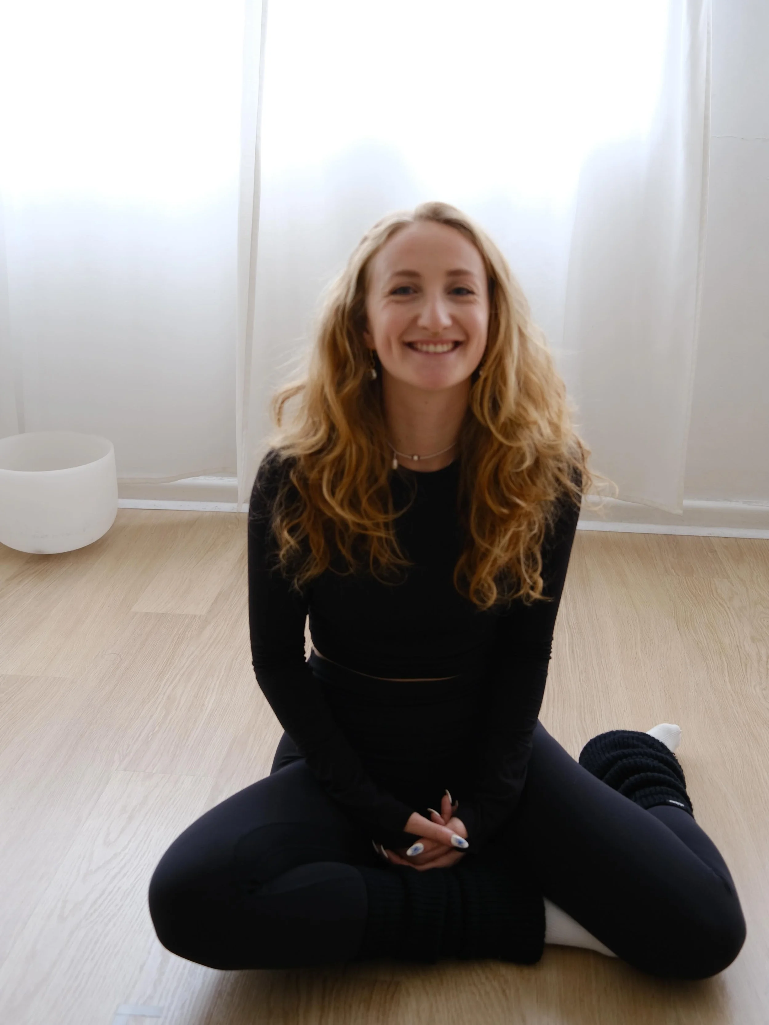 The cat is out of the bag- our much loved Queen Jean Bean is heading back to the UK next month 😭 
We have absolutely adored the energy, joy and lightness Jeanie has brought to our community the last 9 months and will be dearly missed 💔 Her last cla