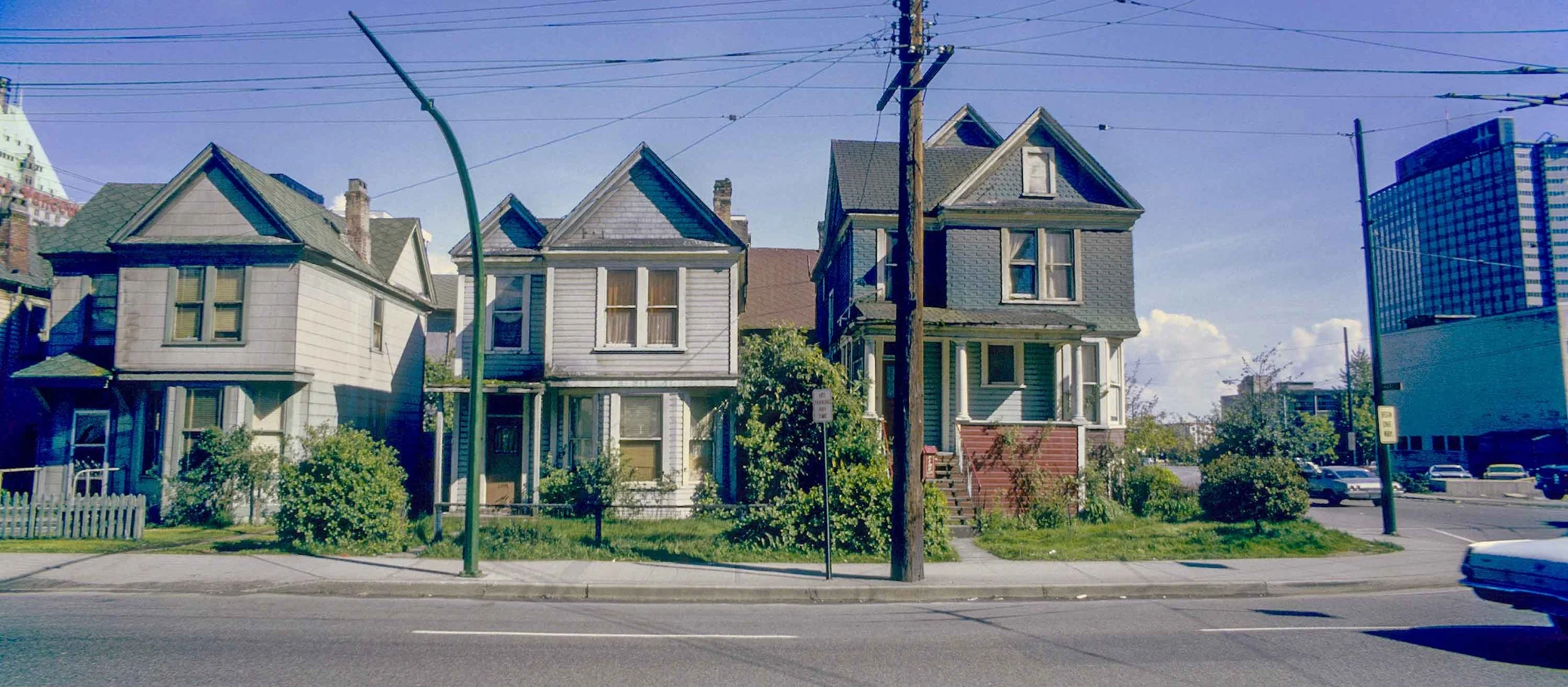 842 Thurlow