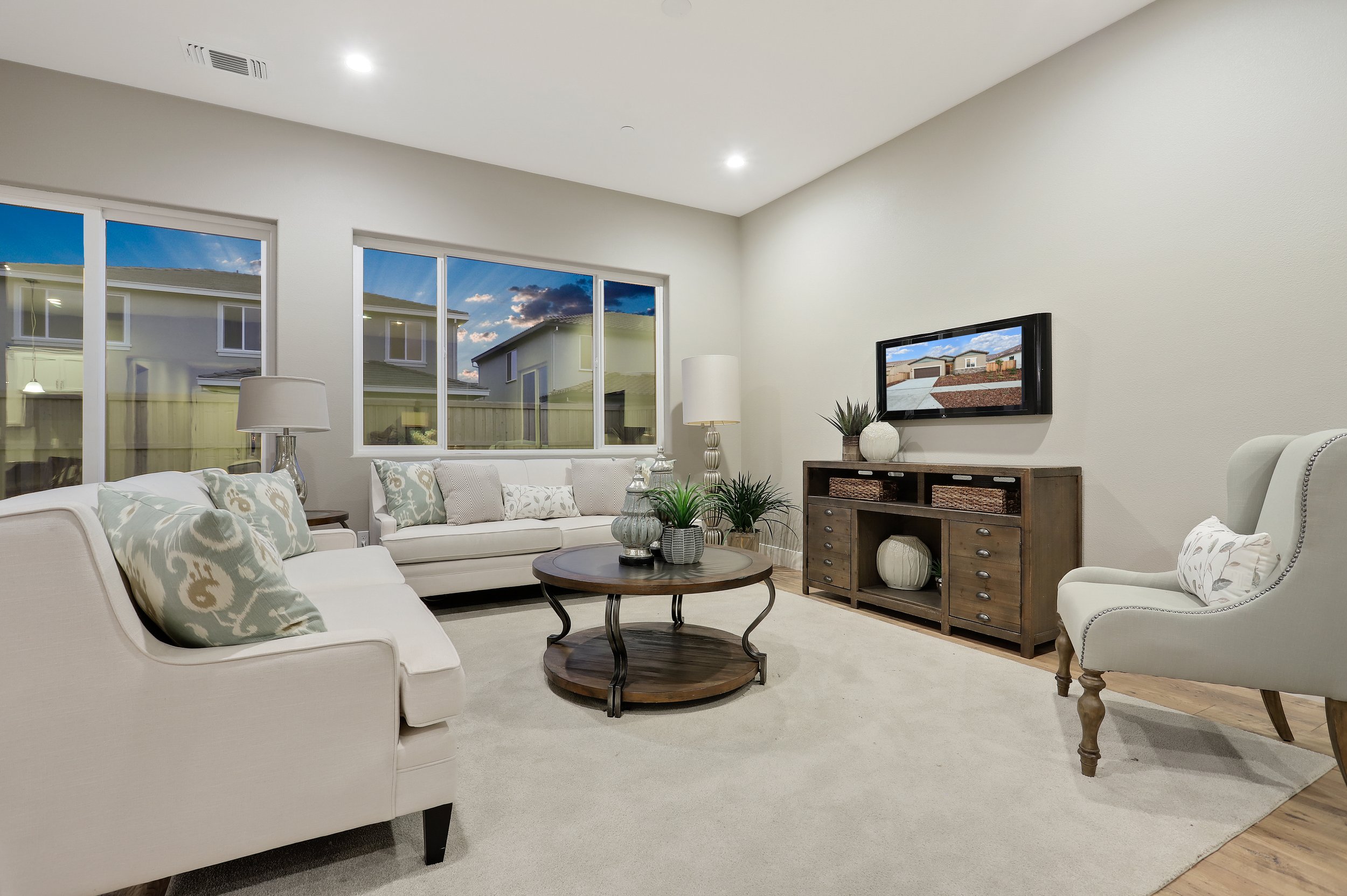 Photo Jan 11, 5 29 16 PM.jpg