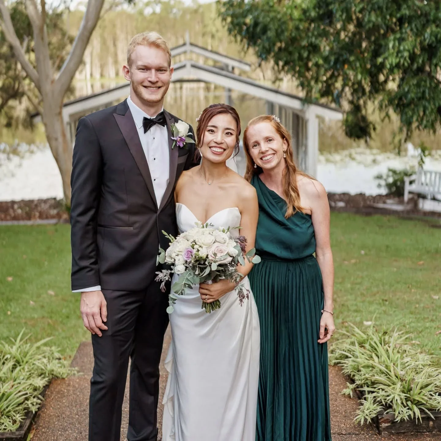 MOMO ♡ JOSH

Hello Honeybees, I&rsquo;m back! And finally sharing some of the beautiful weddings I&rsquo;ve had the joy of being part of over the last few months (classic me, forever behind on insta!).

Kicking things off with the wonderful Josh &amp