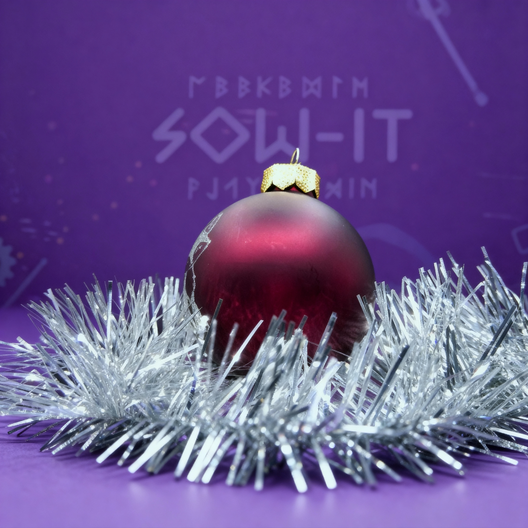 Christmas ball - Fox - Side right-small.png