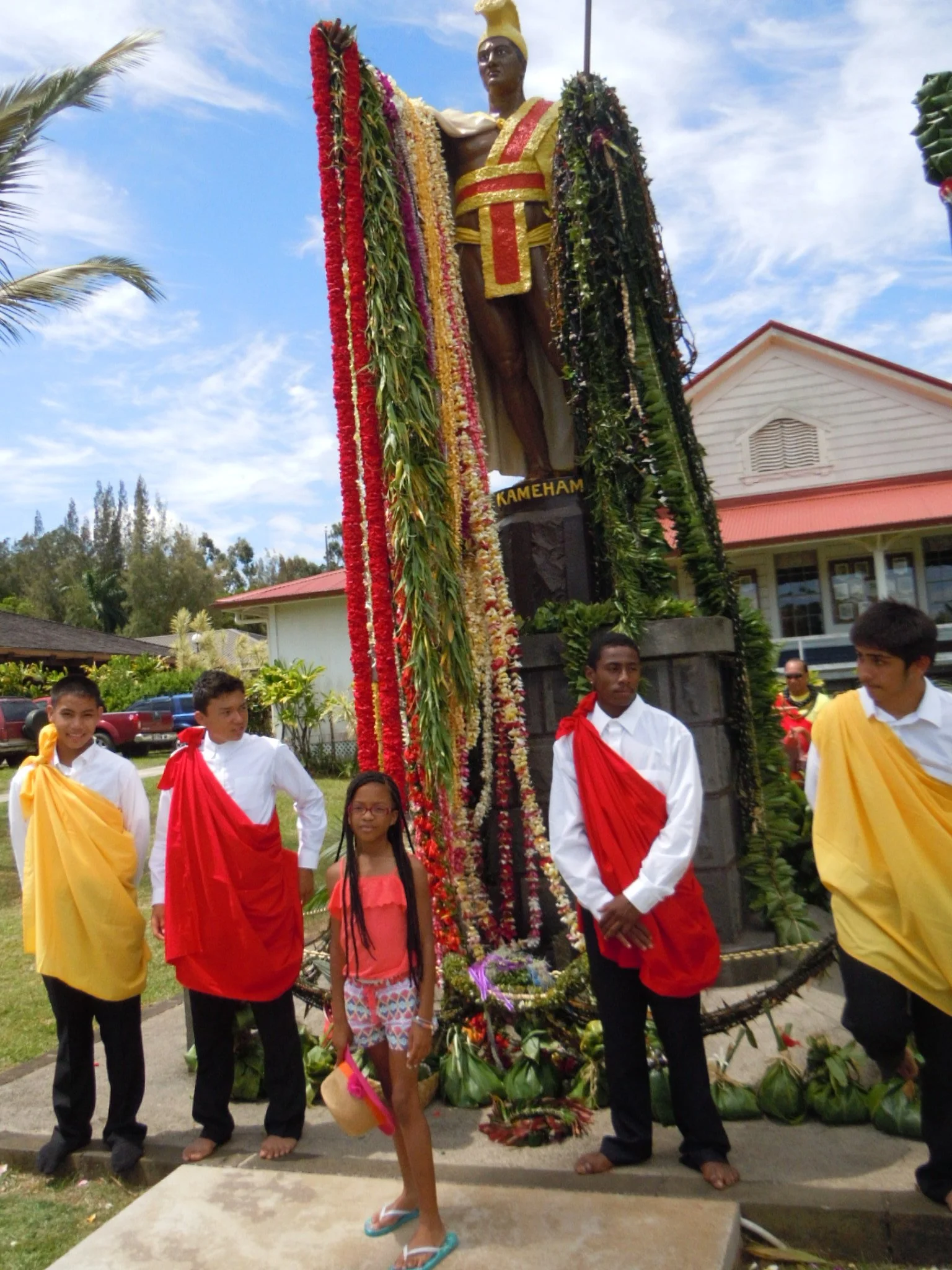 KING KAMEHAMEHA STATUTE DURING THE KING K PARADE WHICH OCCURS IN JUNE OF EACH YEAR. JUNE 11 THIS DESIGNATED KING KAMEHAMEHA DAY ON THE BIG ISLAND OF HAWAII
