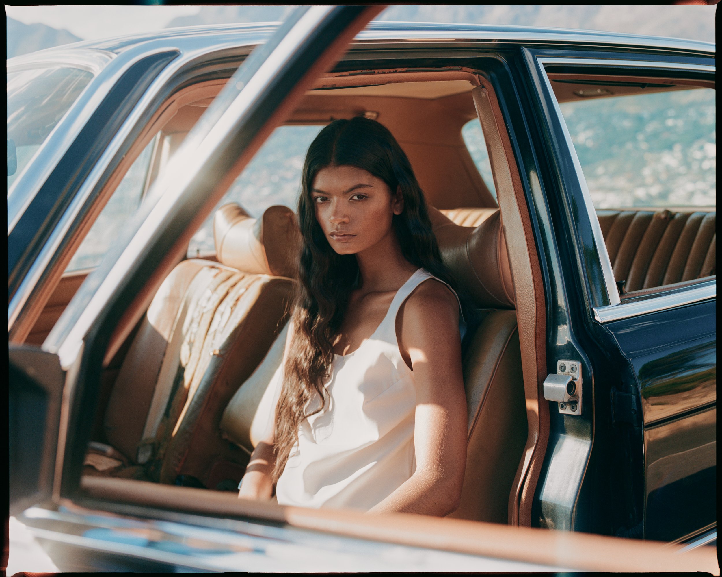 cpt-capetown-southafrica-ninapetrova-fashionshoot-carfashionshoot-hamburgphotographer-carshooting-capetowncar-retrorentalscapetown_01.jpg