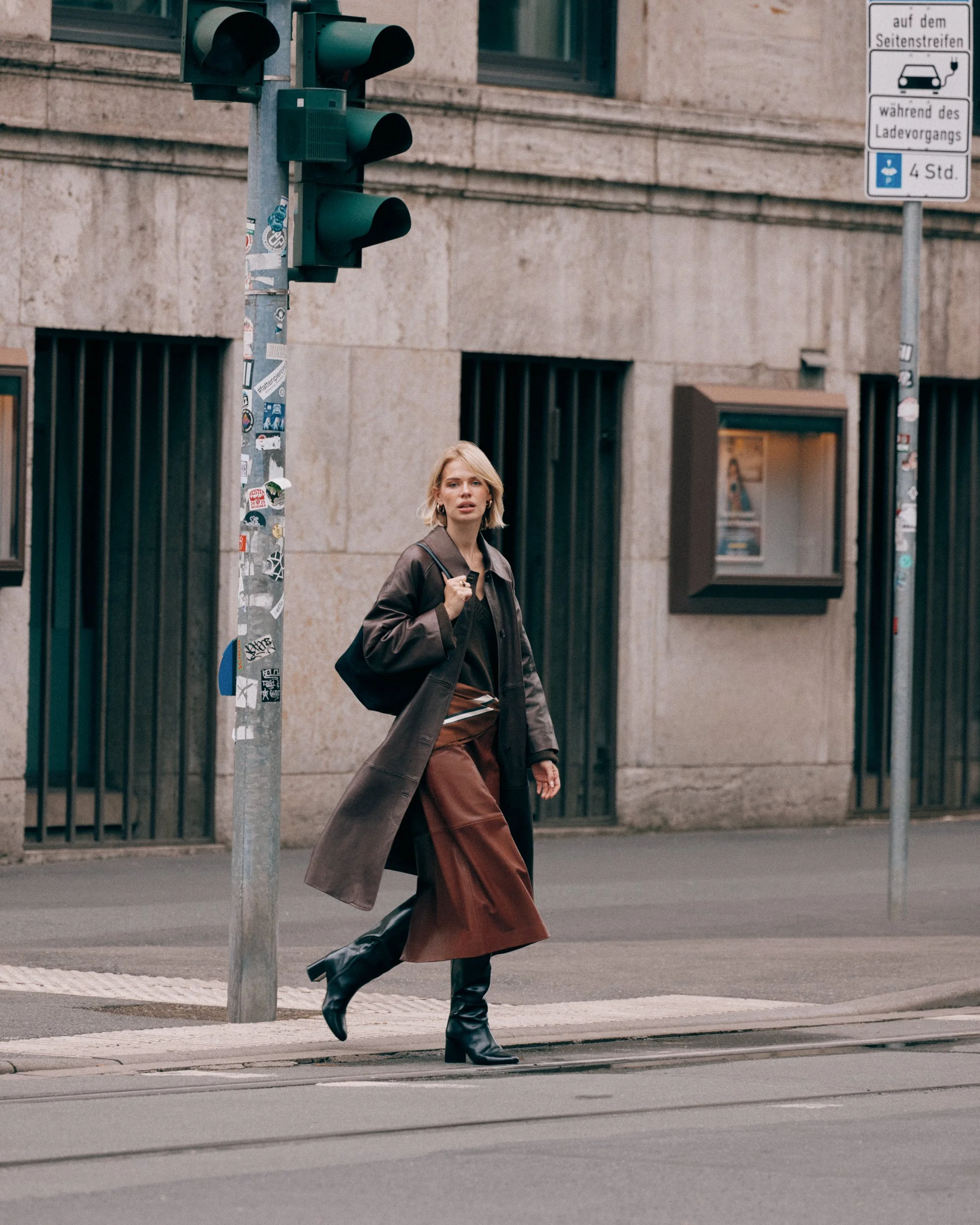 sézane-streetstyle-streetphotographer-streeteditorial-editorial-duesseldorf-hamburgphotographer-fashionphotographer-lindaschulz-lindasza-7.jpg