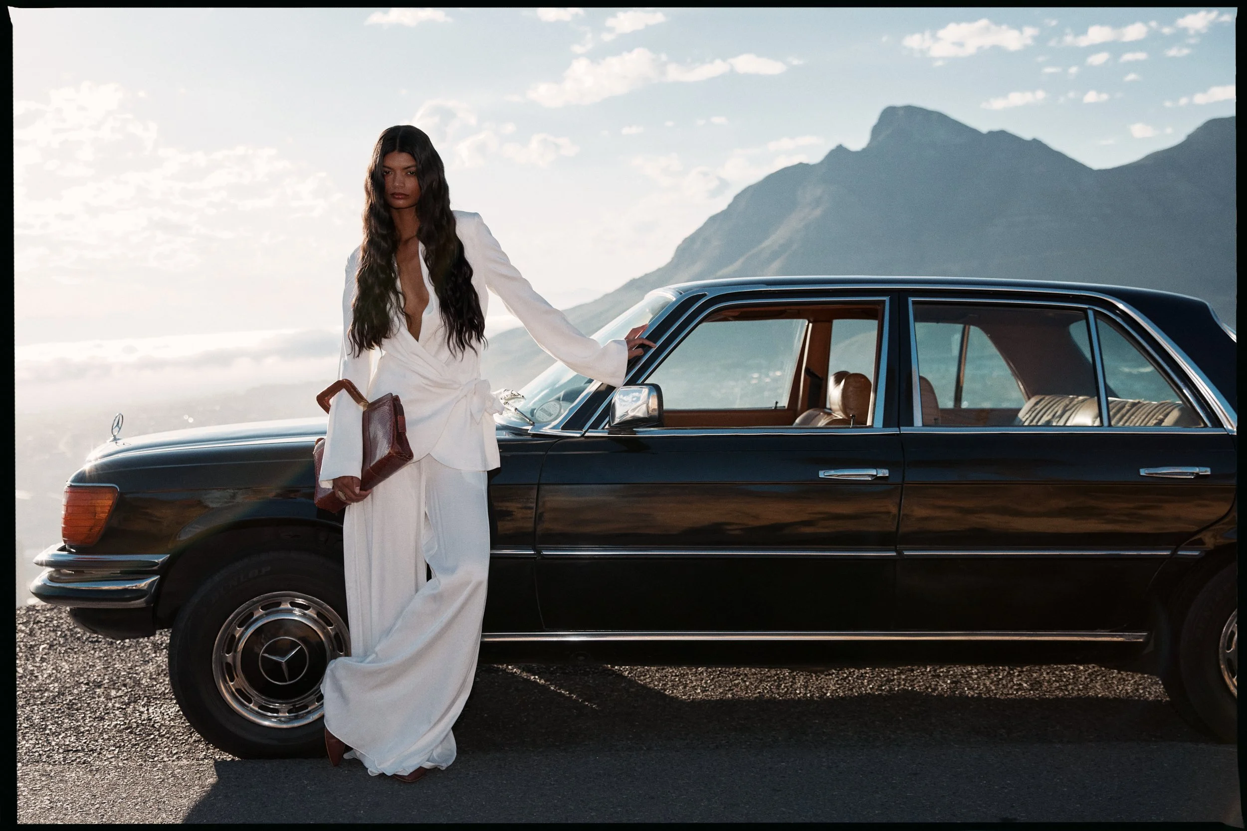 cpt-capetown-southafrica-ninapetrova-fashionshoot-carfashionshoot-hamburgphotographer-carshooting-capetowncar-retrorentalscapetown_06.jpg