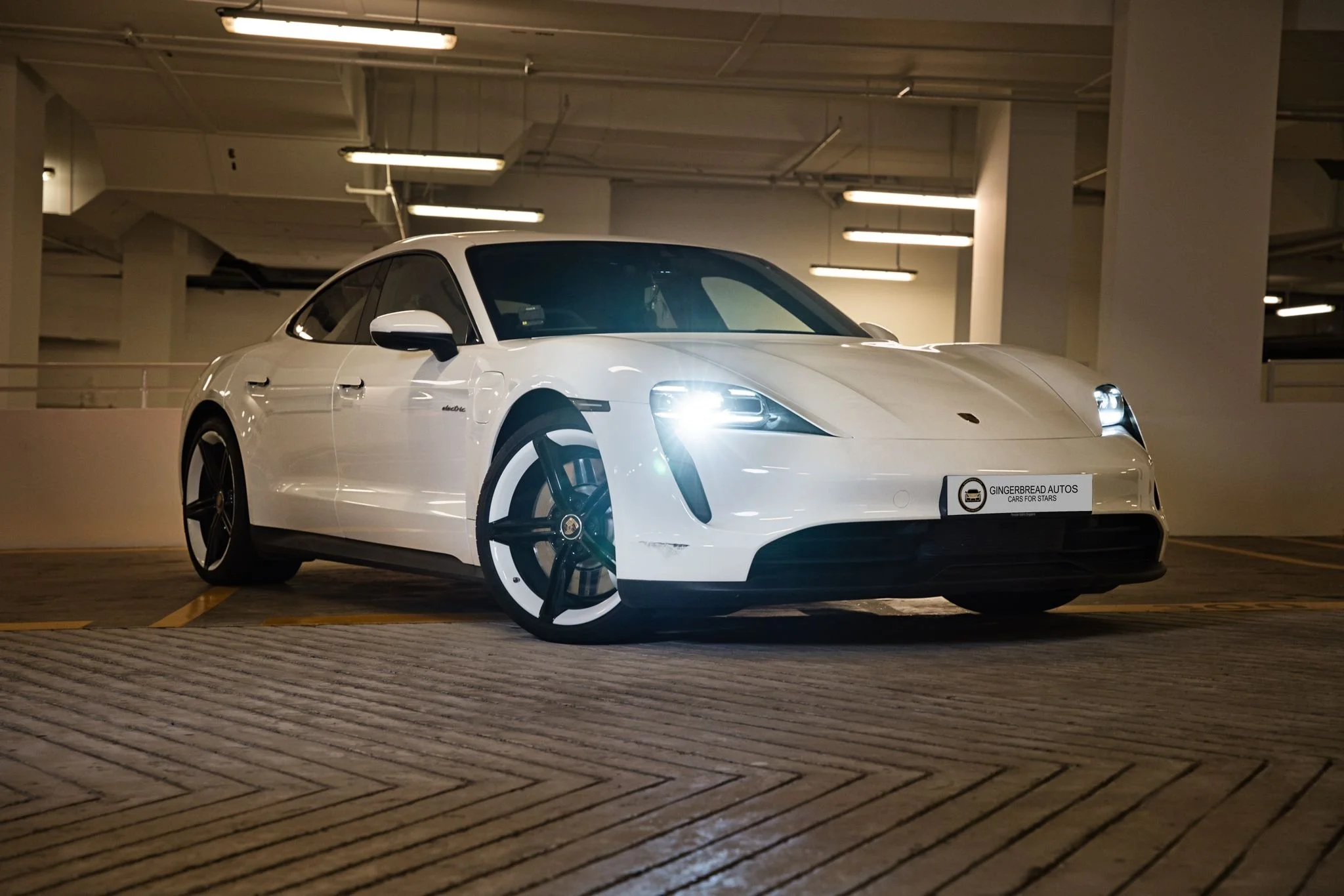 porsche taycan.JPG