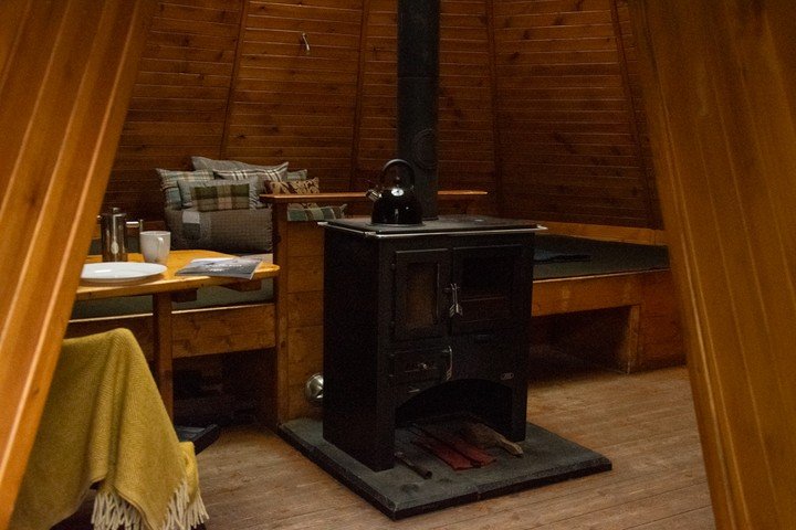 This Friday we have Katas 1 and 7 available for one night only! &pound;120 per kata per night (usually &pound;135) if you fancy a spontaneous autumn getaway.
The woods are looking autumnal, golden. The katas have woodburning stoves and woolly blanket