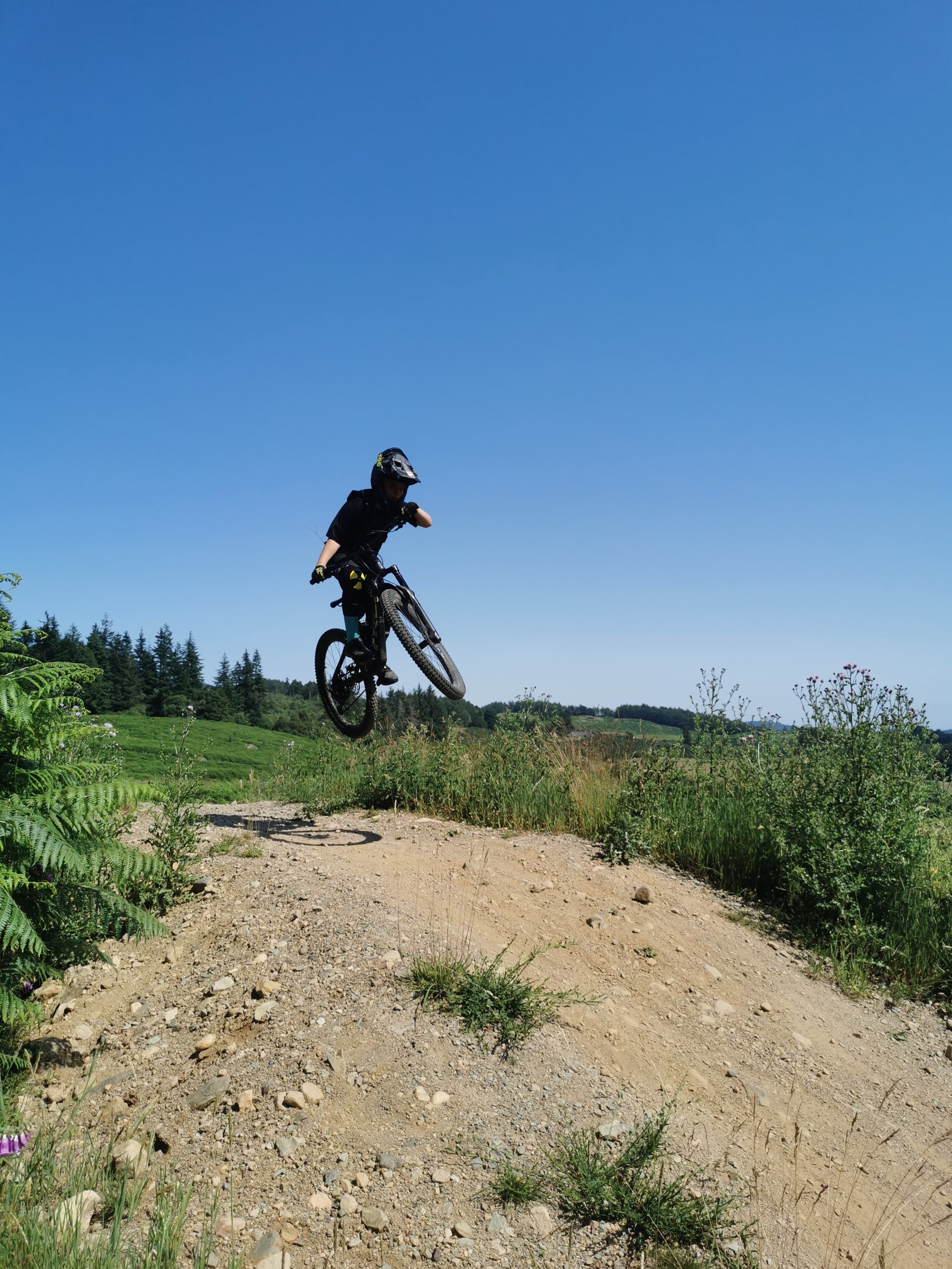 Flow School Gravity day class