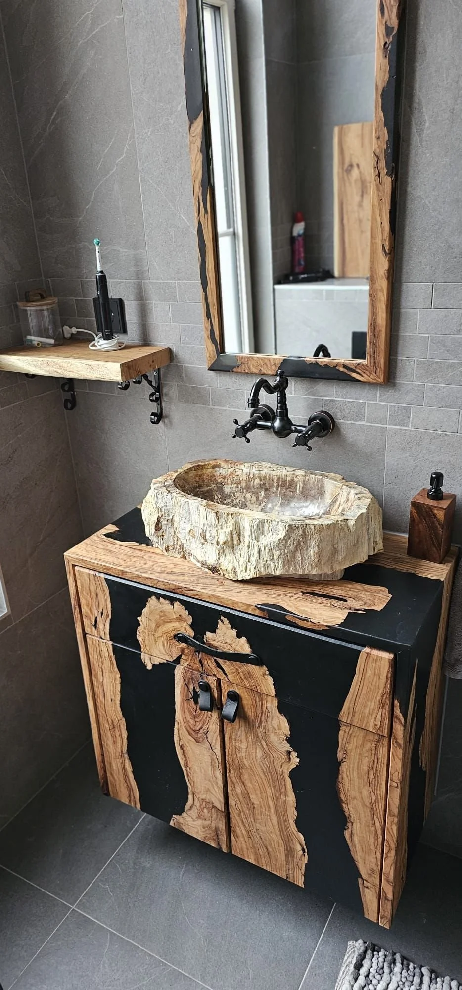 WhatsApp Image 2025-11-24 at 16.51.48 (1).jpeg