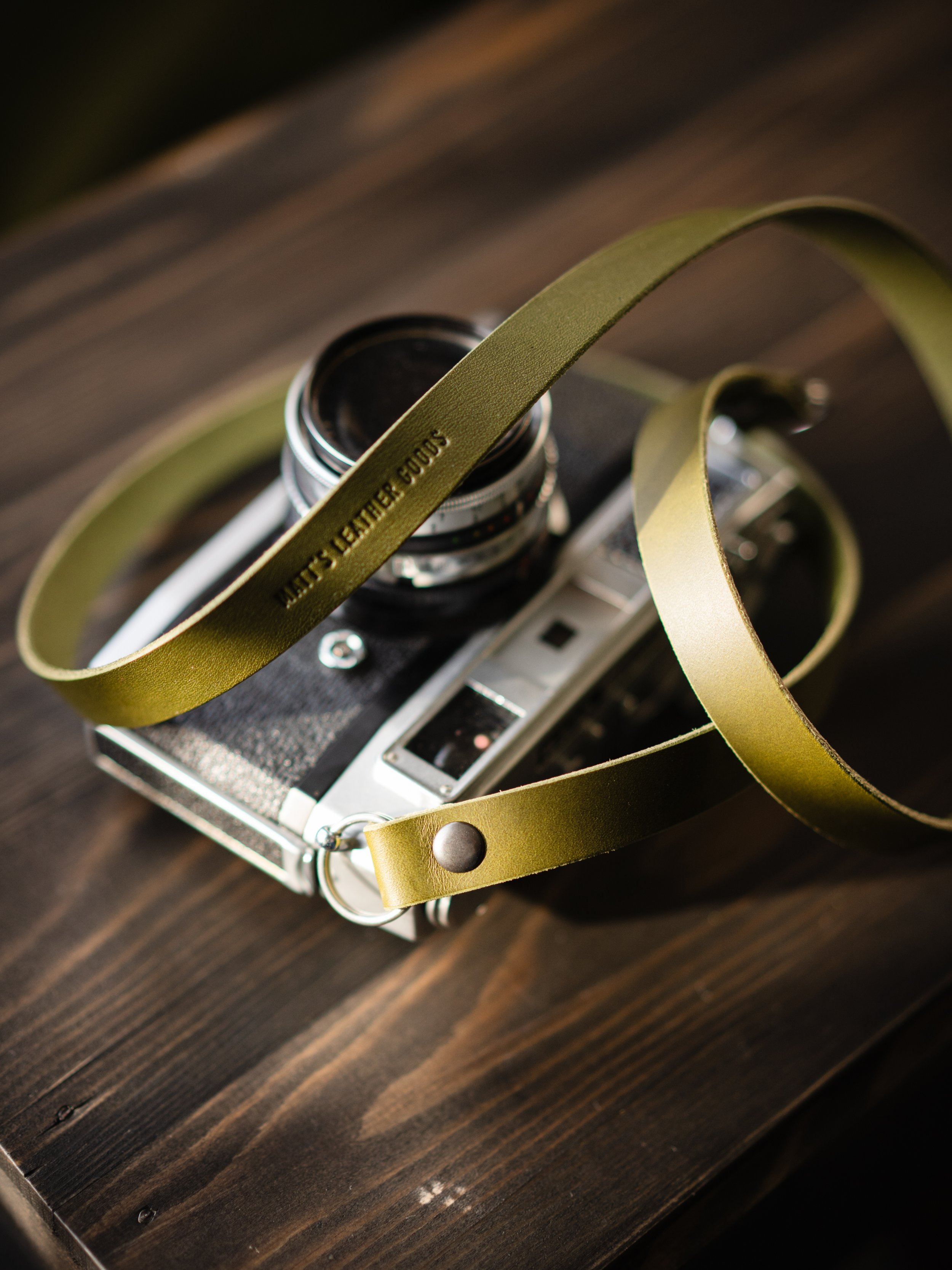 olive classic slim strap-4.jpg