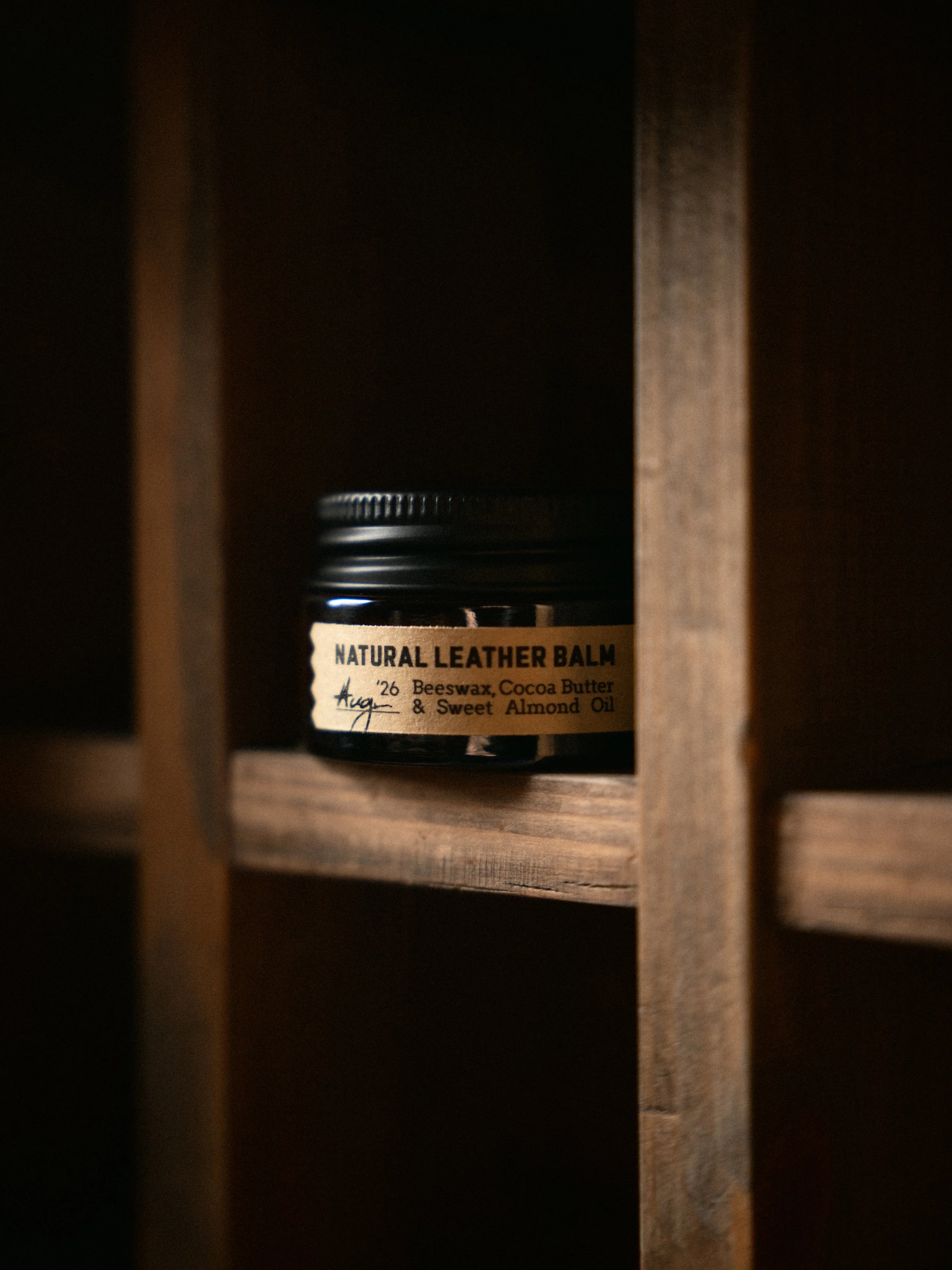 matts leather goods natural leather balm 20ml srgb-1.jpg