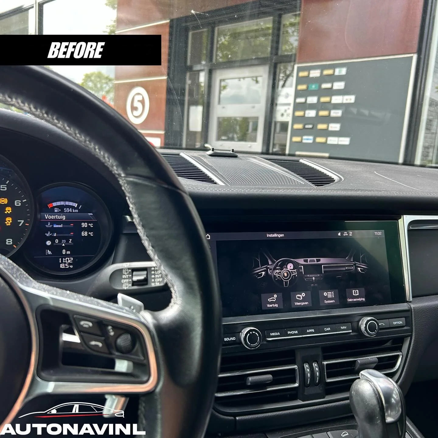 🇳🇱 Vandaag hebben we deze Porsche Macan (2019) voorzien van de volgende aanpassingen :

✅ Sport Chrono Clock 
✅ Sport + 

Een slimme verbetering die je auto net dat beetje extra geeft &mdash; stijlvol en functioneel.

Benieuwd wat we voor jouw auto