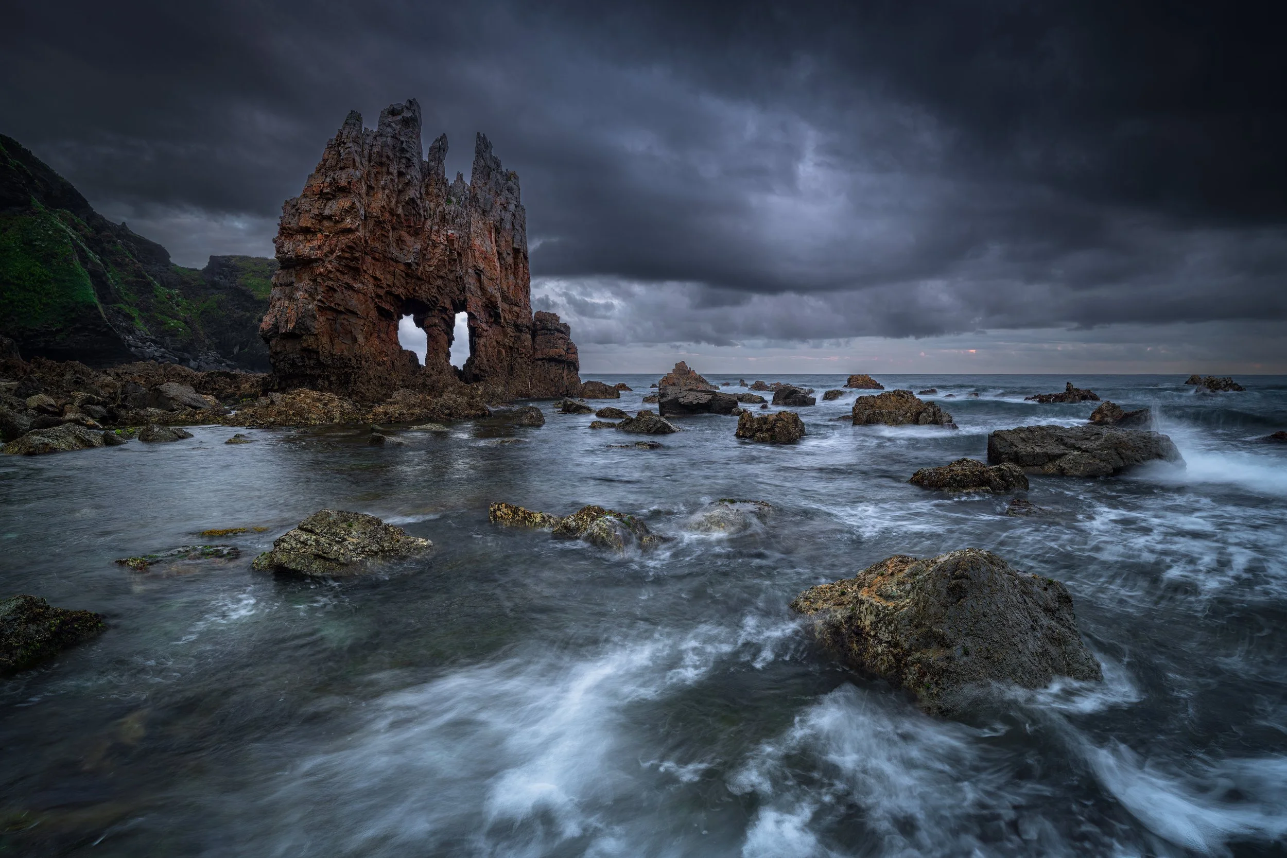 "Sauron's Mask", Playa de Portizuelo, Asturias, Spain (22 May 2025)