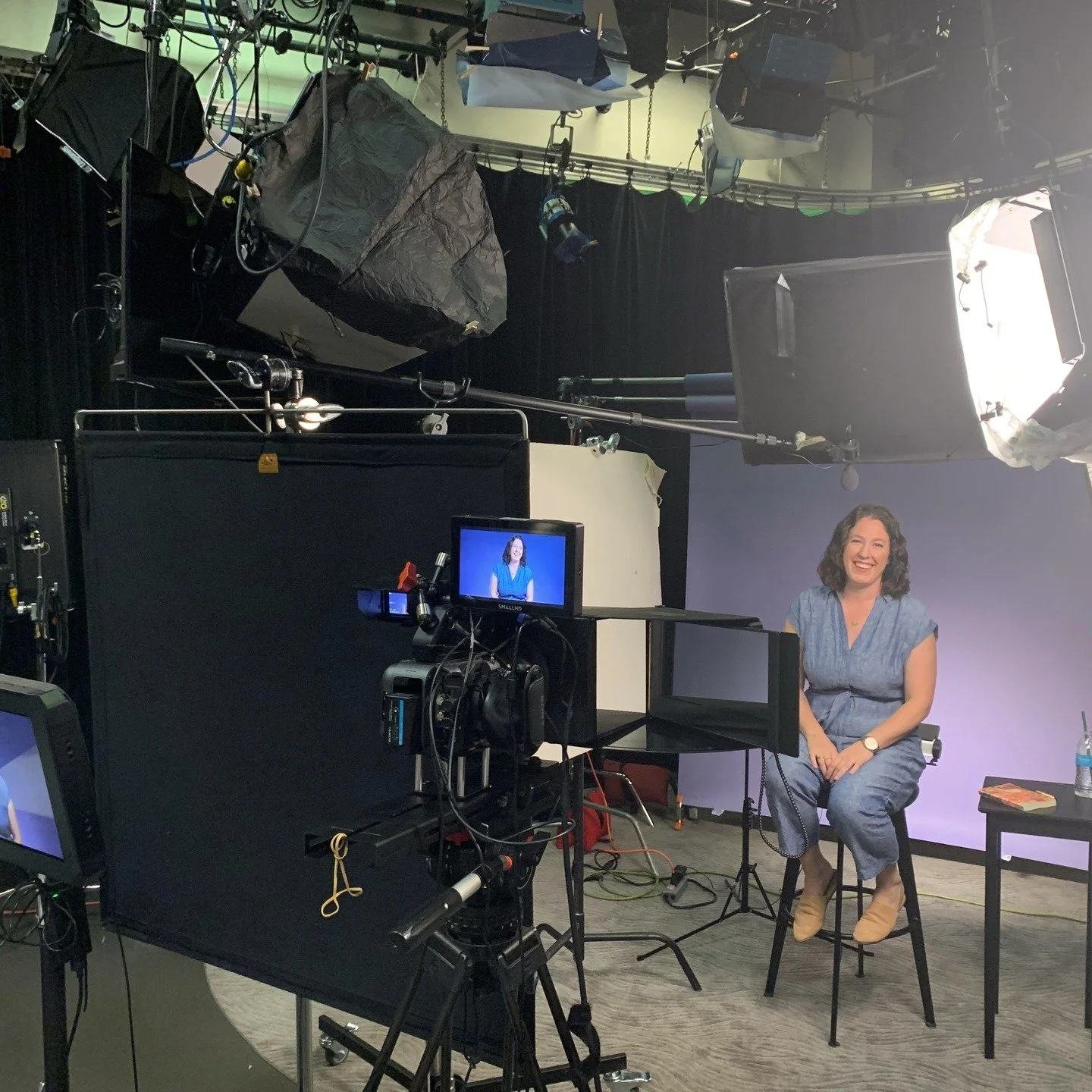 🌿 A Season of Gratitude 🌿

As we move into November, I&rsquo;ve been reflecting on the many ways connection shows up in my work &mdash; the quiet courage of clients who share their stories, the wisdom of colleagues, and the deep sense of community 