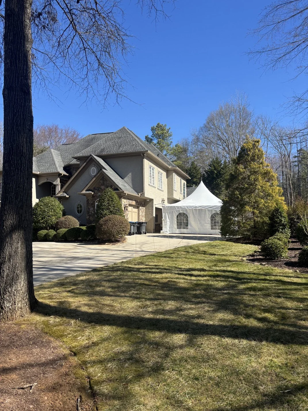 How to Choose the Right Tent for Corporate Events