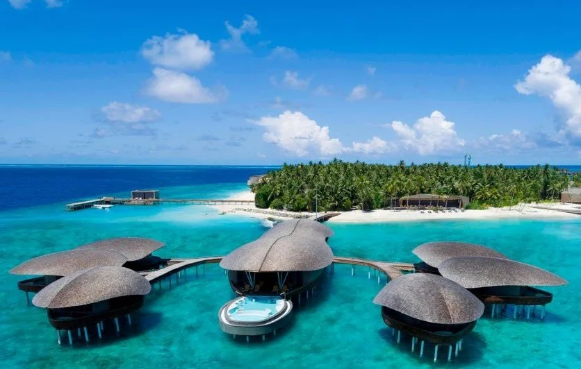 Ultimate Guide to Booking The St. Regis Mardavall Mallorca Resort