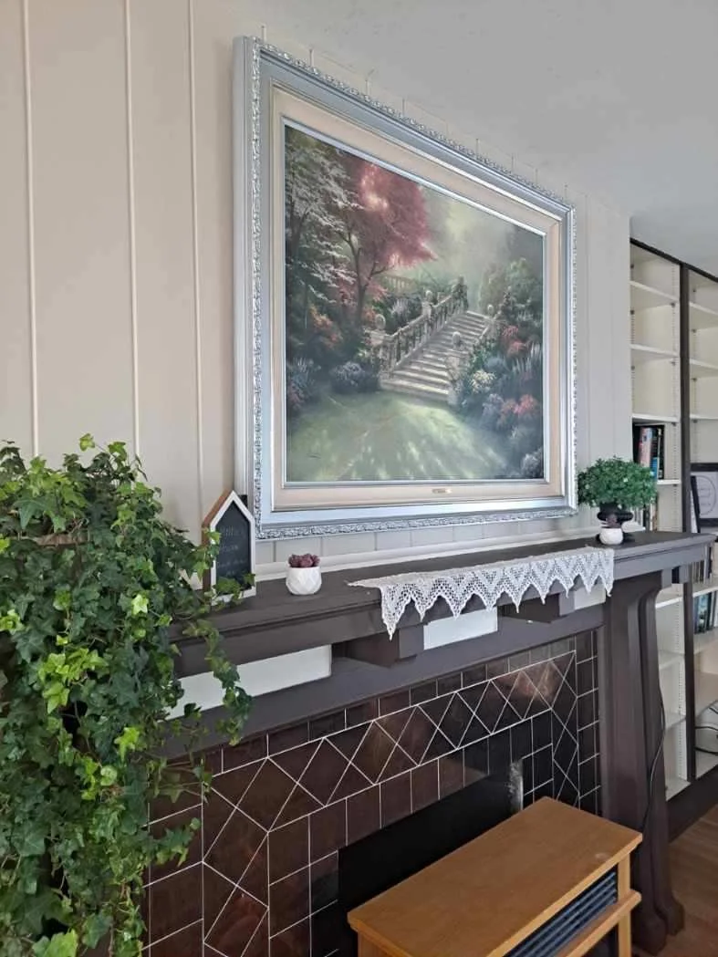 Artwork in Common Area.jpg