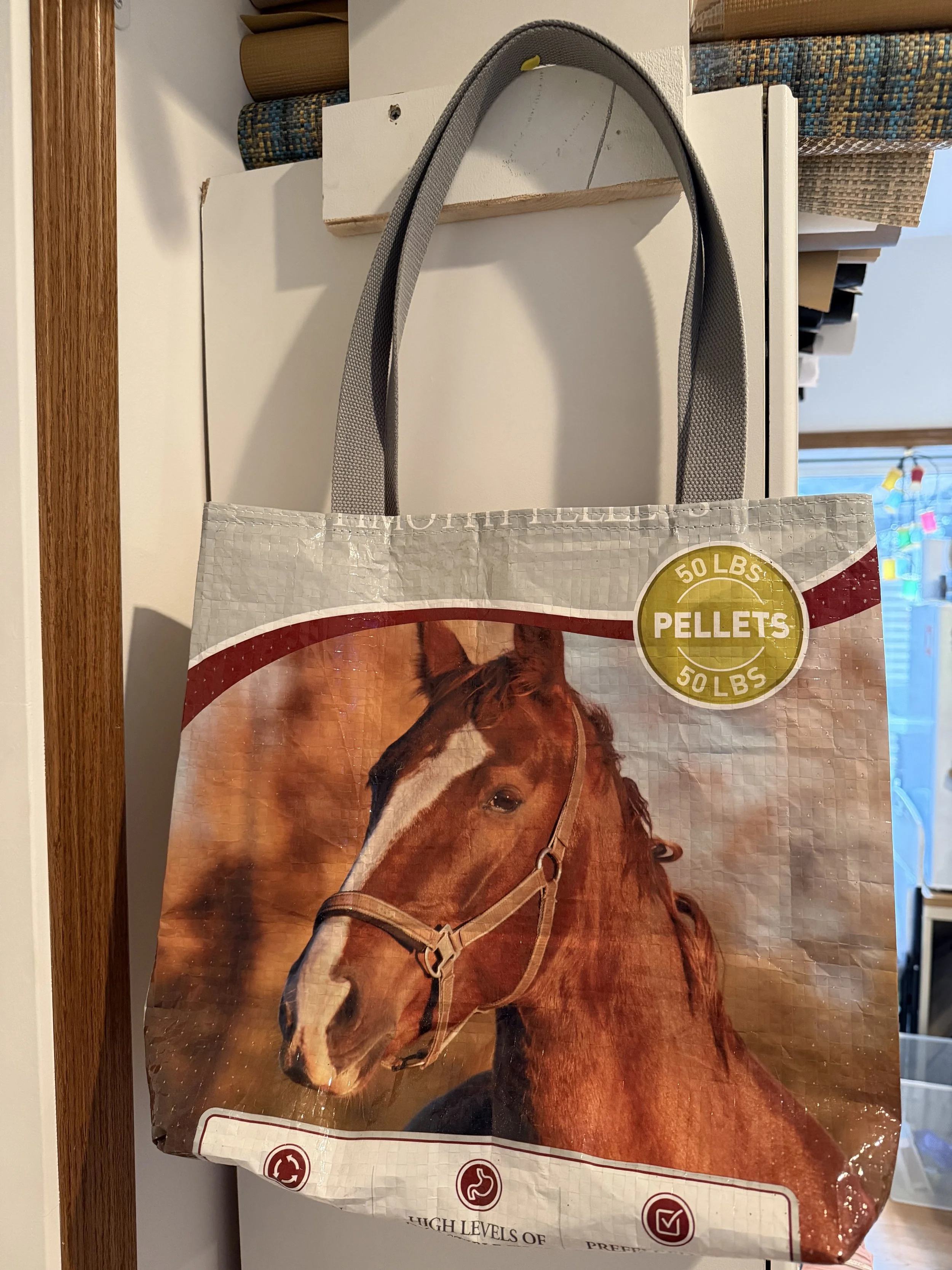 Chicken Feed Market Tote
