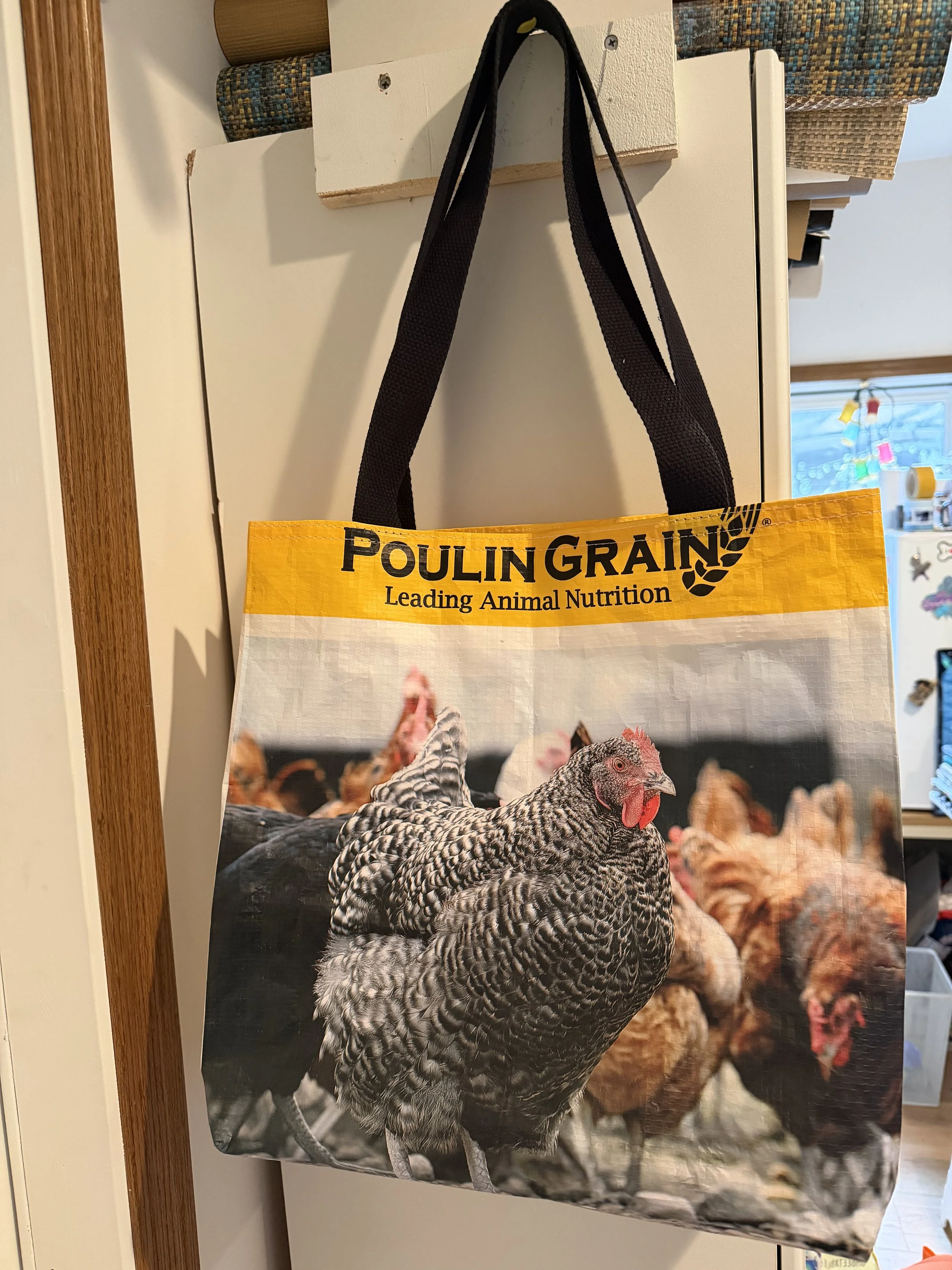 Chicken Feed Market Tote