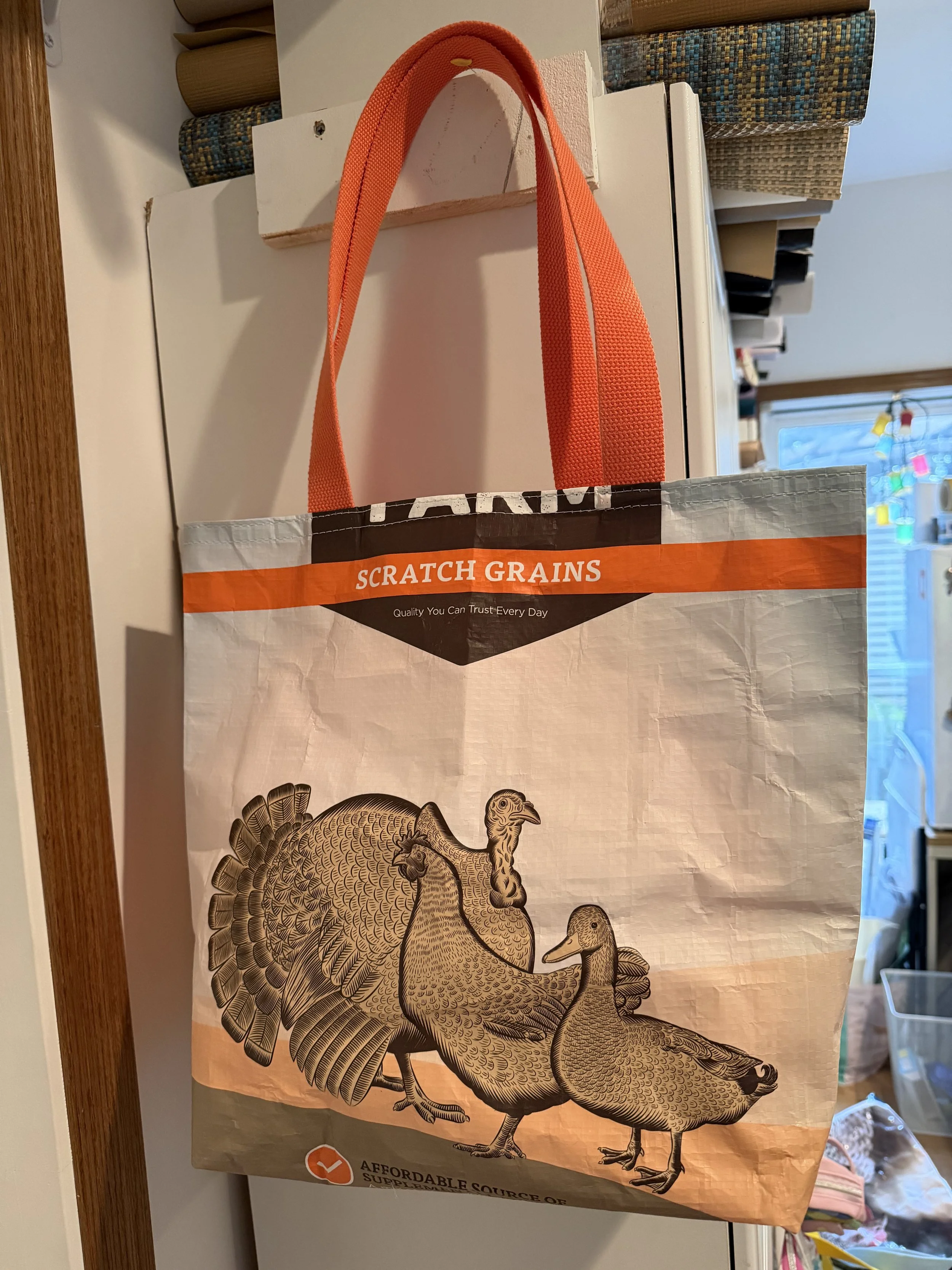 Chicken Feed Market Tote