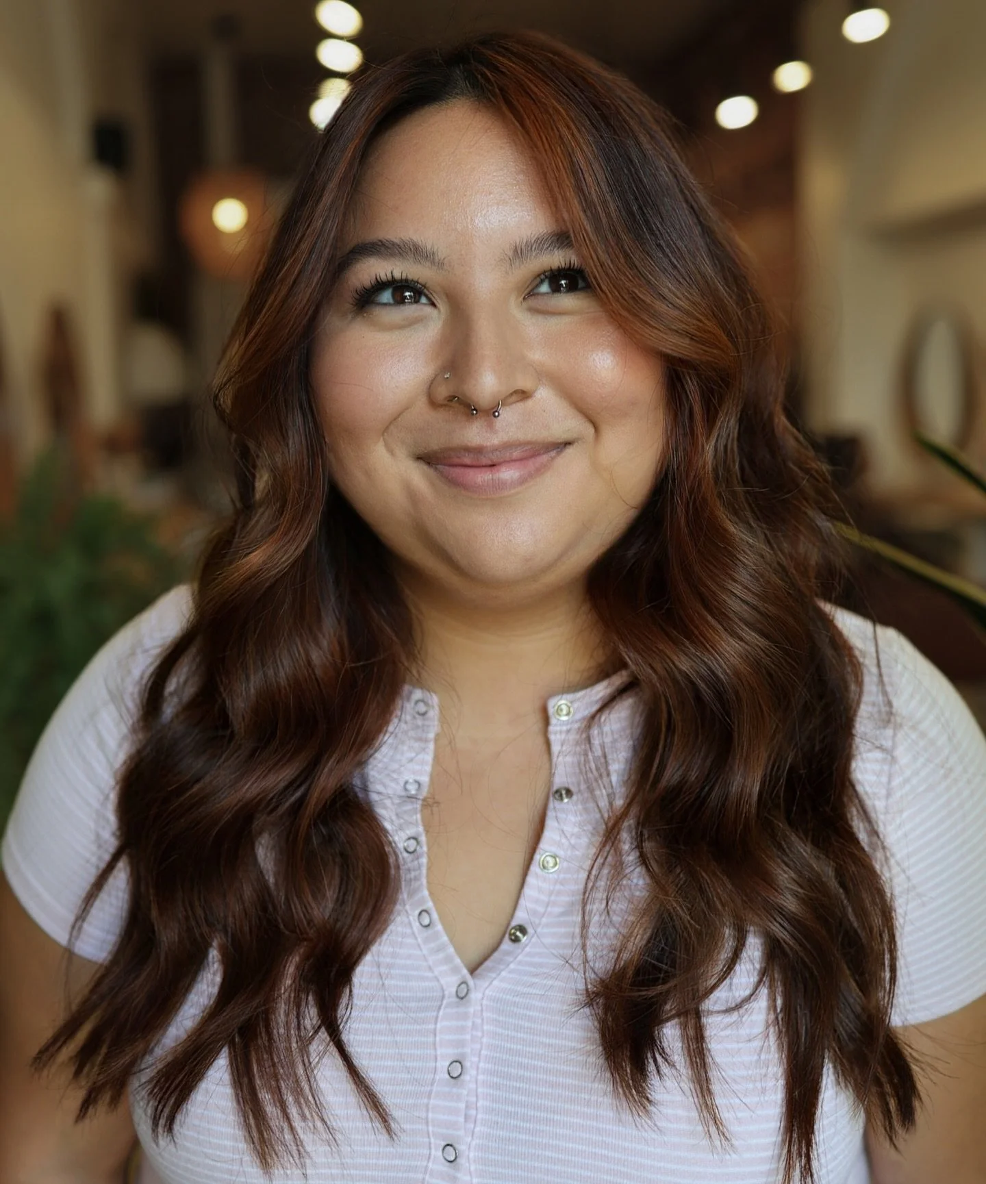 New fall hair, who dis? 🍂✨
There&rsquo;s nothing like a rich, dimensional red to cozy up this season &mdash; but let&rsquo;s make sure she stays this stunning from appointment to appointment.

Here are 3 ways to care for your fresh fall color:

1️⃣ 