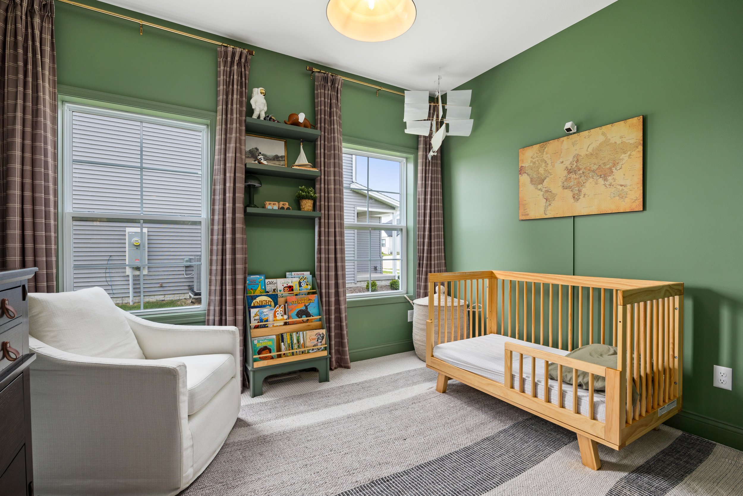 3914 W. Fiona-23.jpg