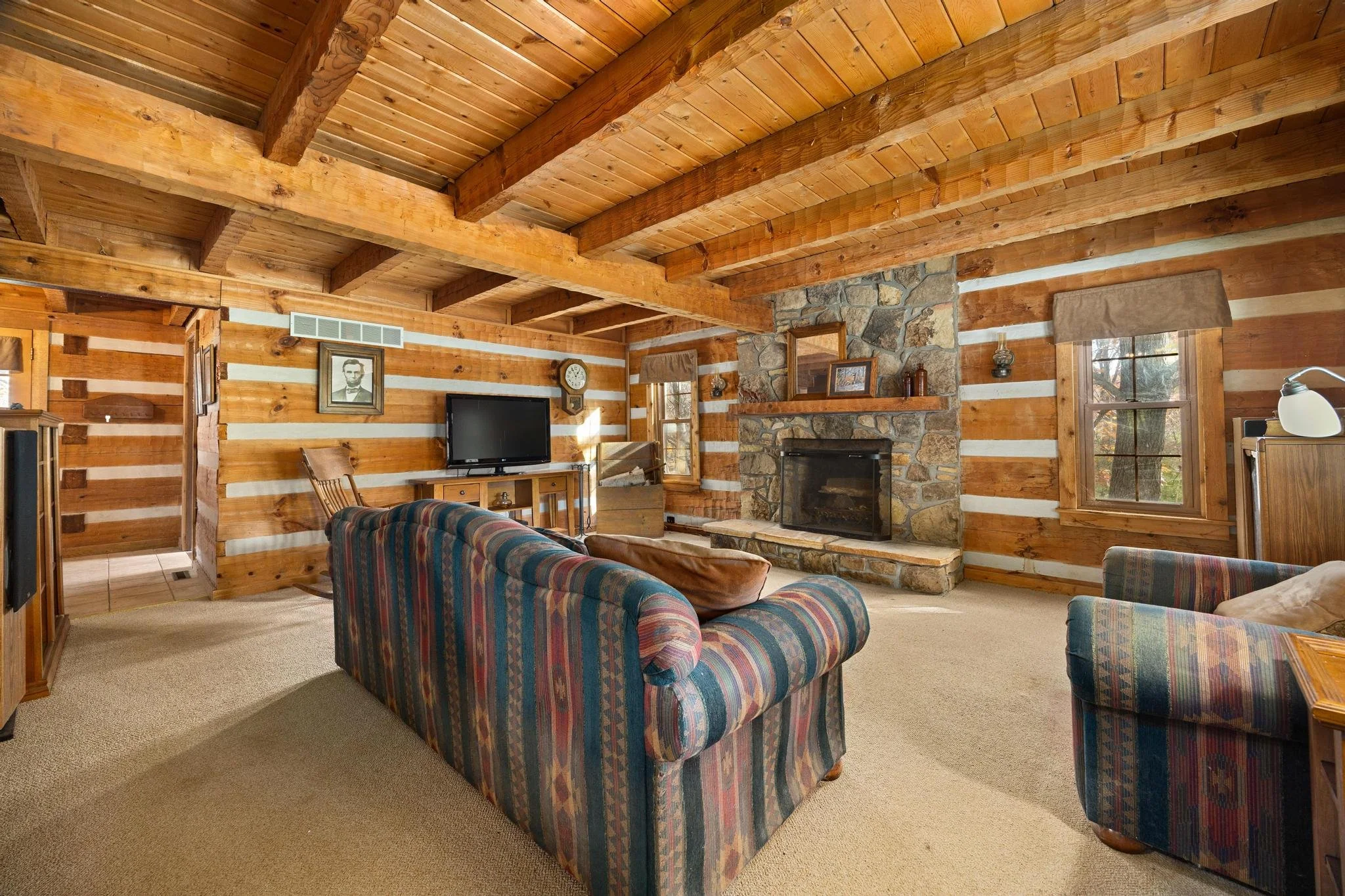 438 Tazewood Rd.-12.jpg