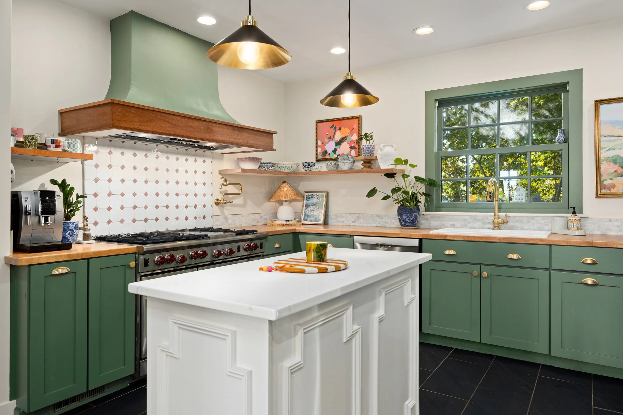 230 W. Detweiller Dr.-22.jpg