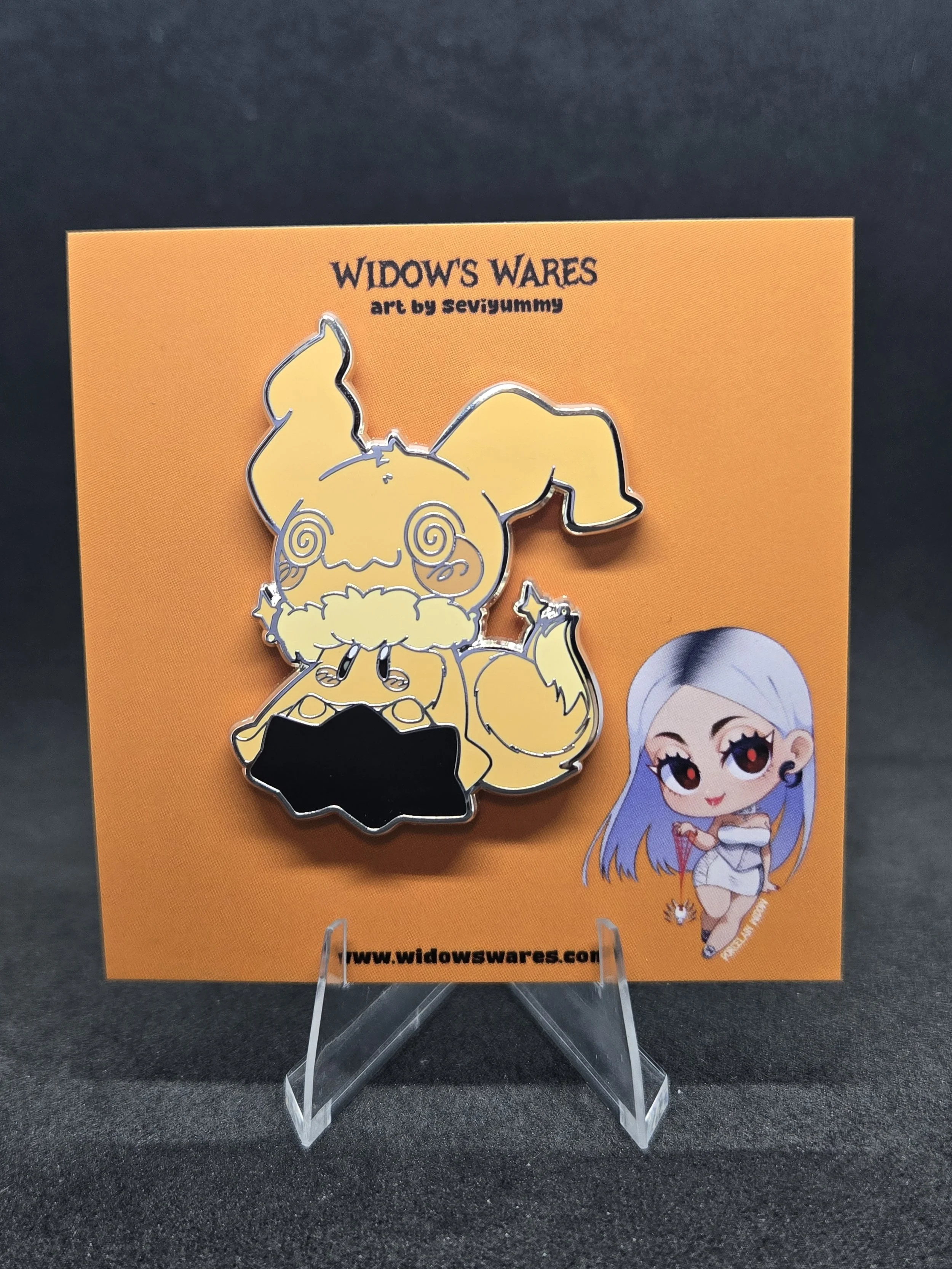 Brown Ghost Cat Silver Enamel Pin