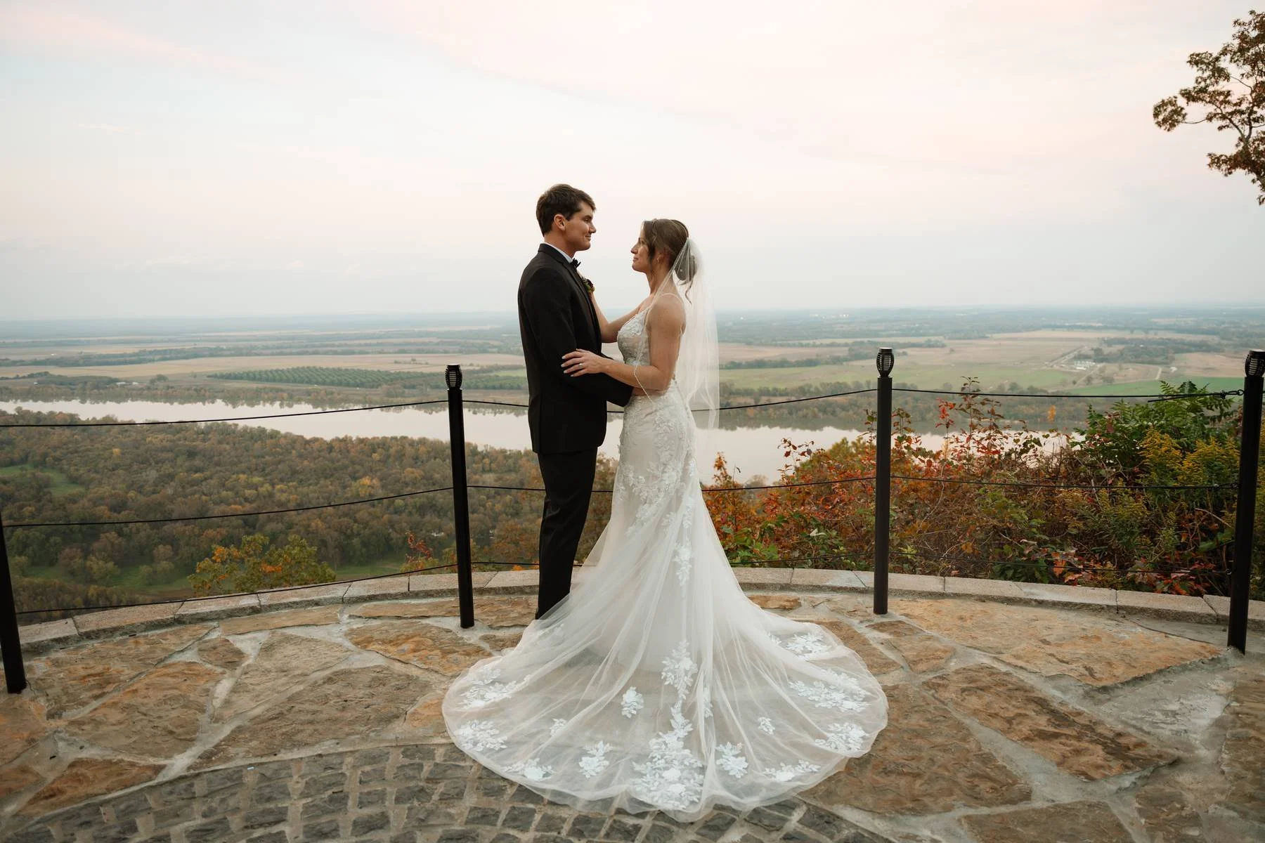 Northwest Arkansas Wedding Photographer