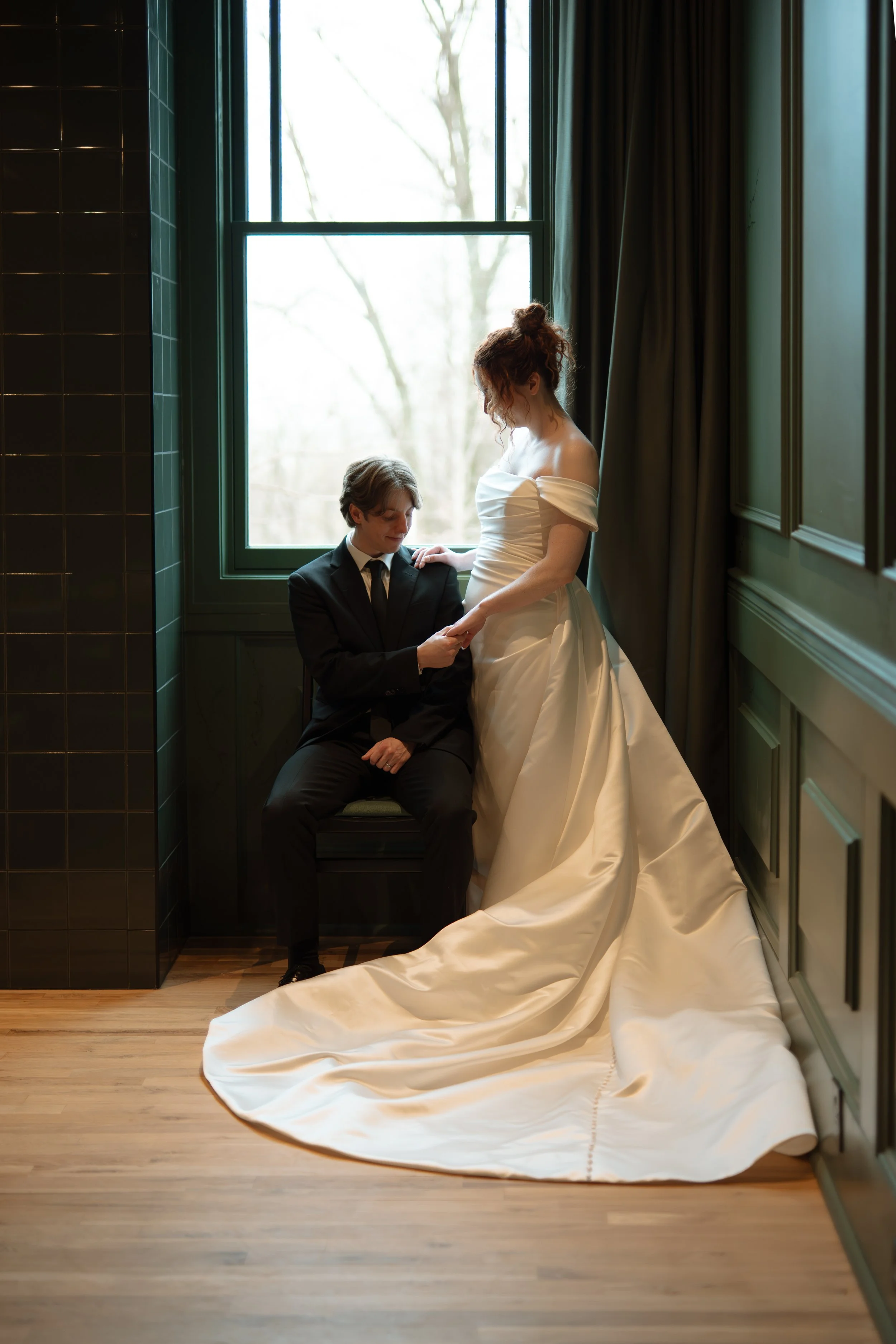 Modern wedding in Fayetteville, Arkansas