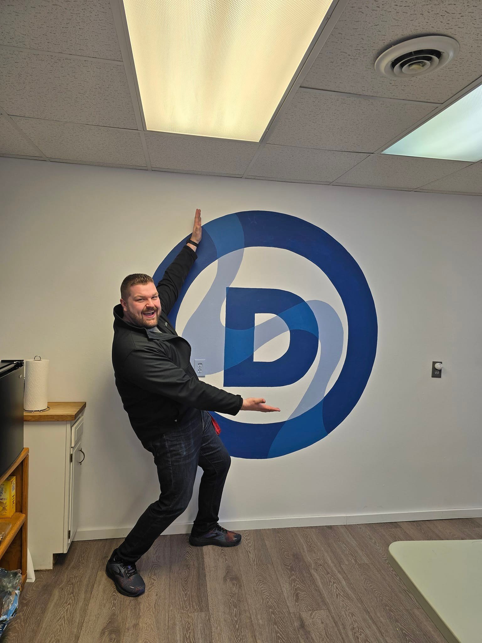 I was at the Dunn County Democrats&rsquo; office today, hanging out, and chatting about the issues! I look forward to returning soon. ☺️