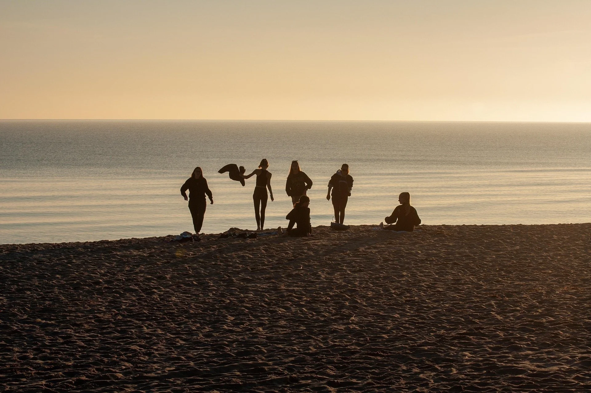 Active, Safe and Relaxing custom trips with Atlas First Travel including luxury cruising, multi city tours, and family adventures.