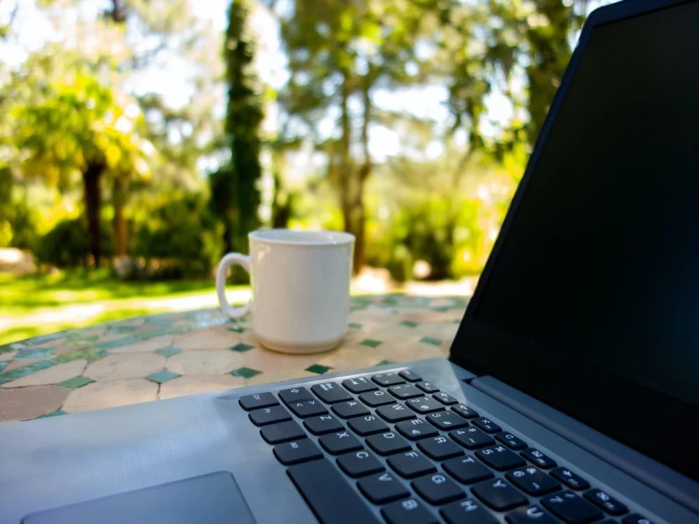 Café with Wi-Fi Near Me?