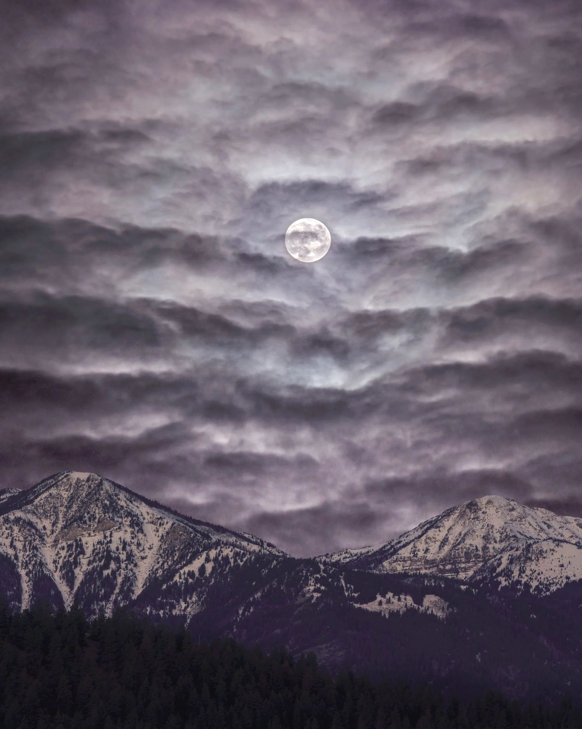 AB365  Thin clouds and moon, Wallowa Mountains
