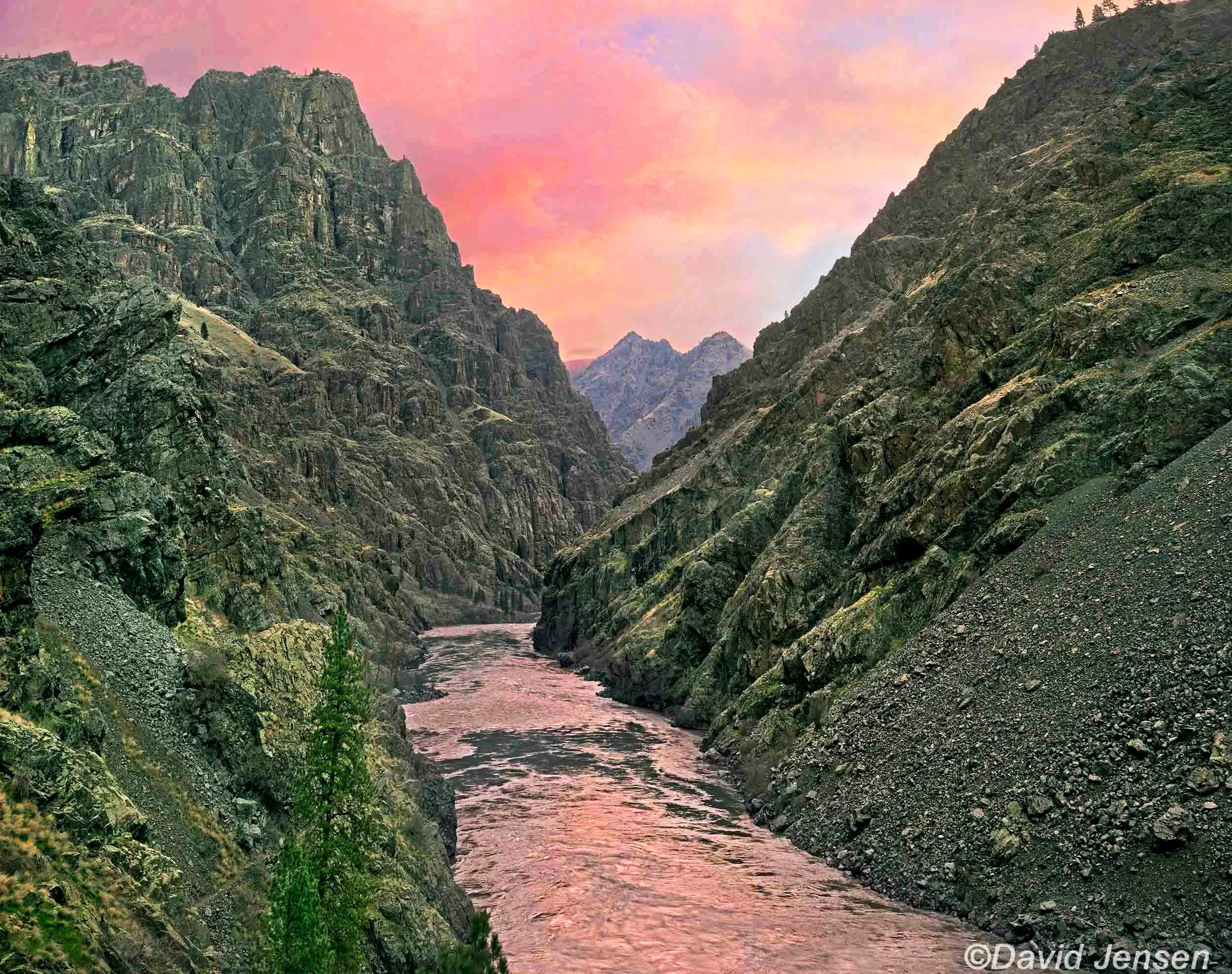 DB221  Snake River Hells Canyon sunrise
