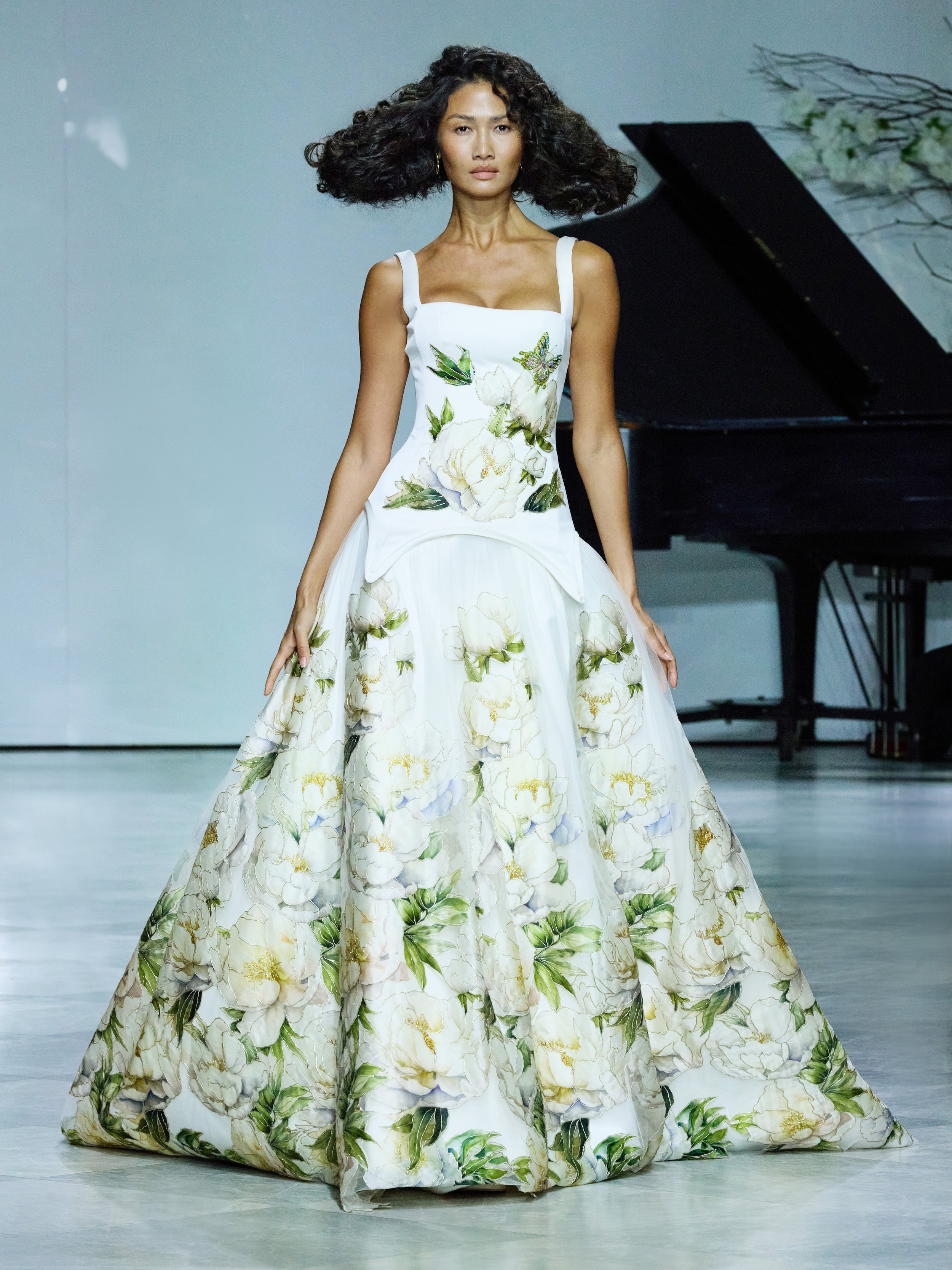 NARDOS RUNWAY IMAGES 15b small.jpg